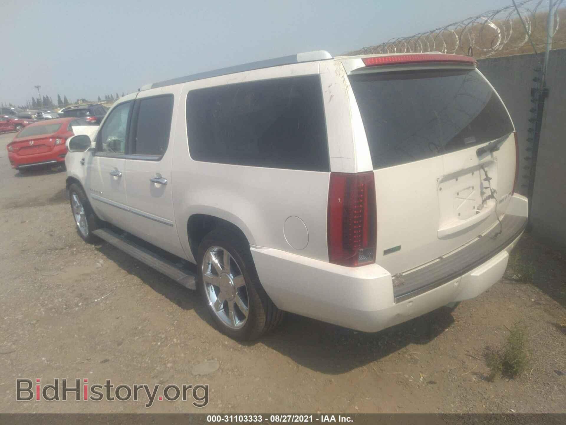 2011 CADILLAC ESCALADE ESV - VIN: 1GYS4JEF7BR392452 - Photo 3