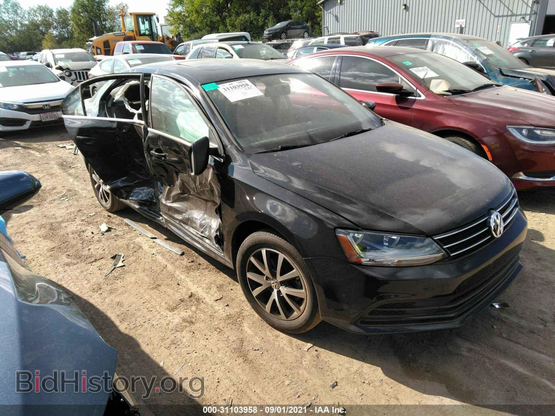 Фотография 3VWDB7AJ9HM235823 - VOLKSWAGEN JETTA 2017