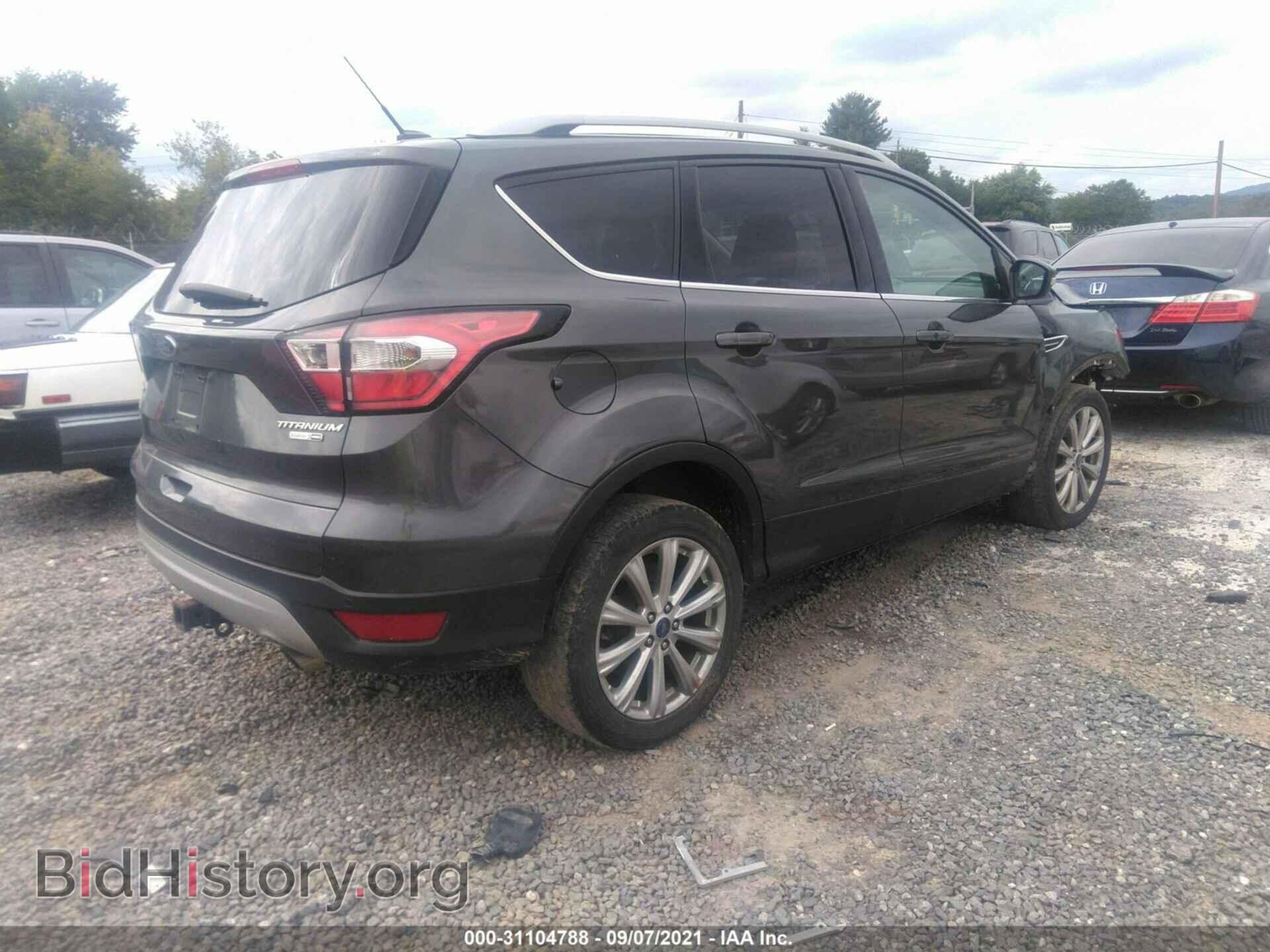 2017 FORD ESCAPE - VIN: 1FMCU9J90HUB73553 - Фото 4