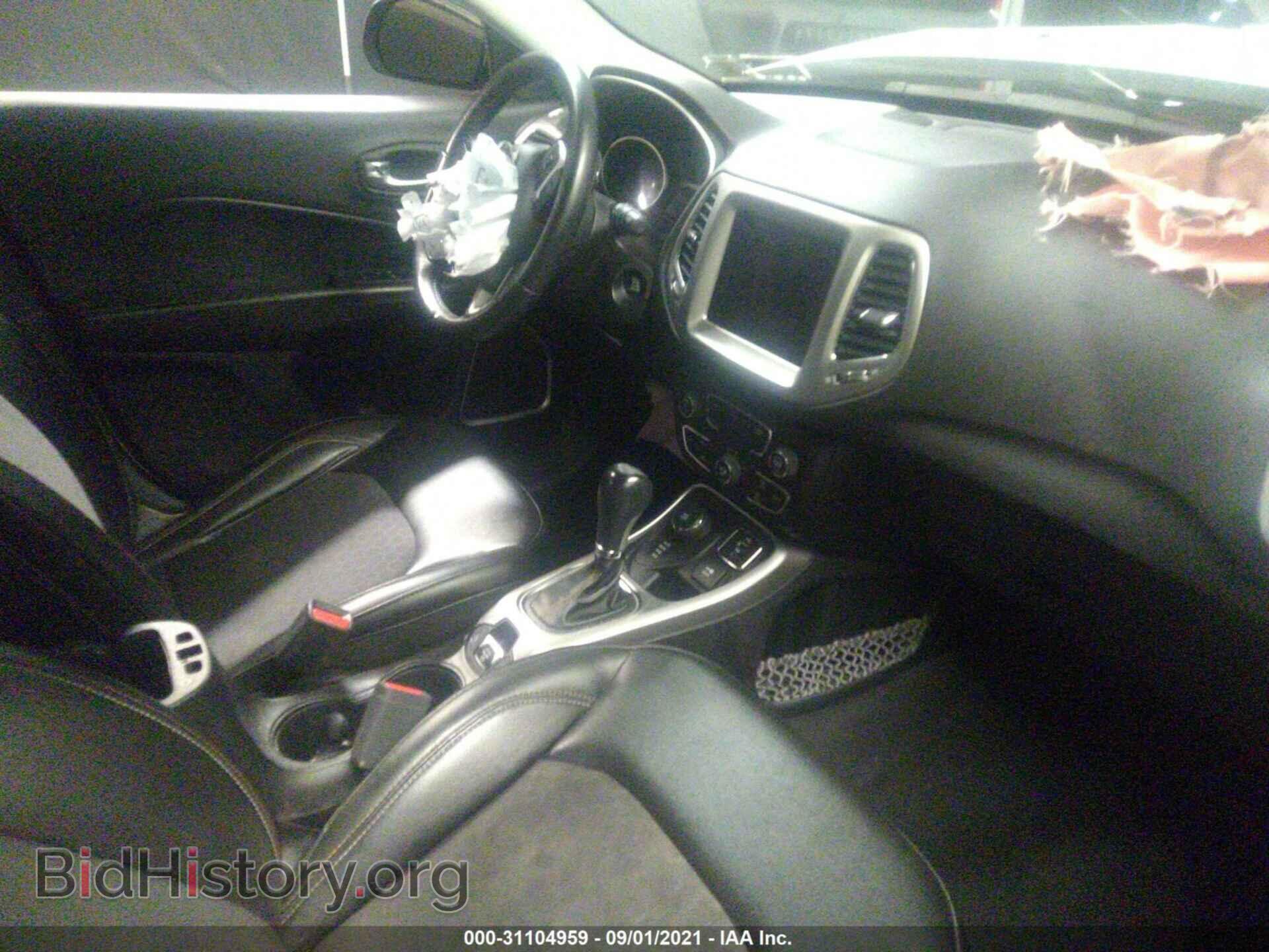 2018 JEEP COMPASS - VIN: 3C4NJDBB0JT281200 - Фото 5