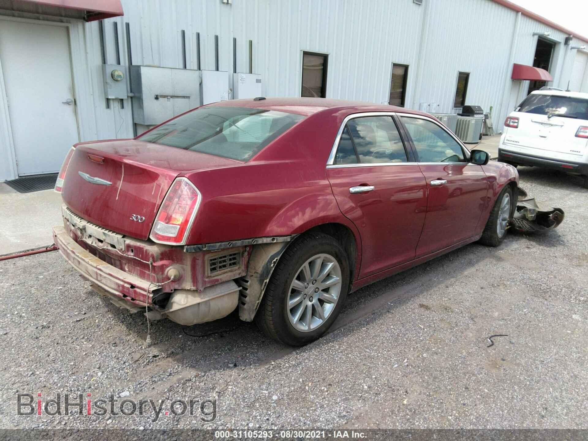2012 CHRYSLER 300 - VIN: 2C3CCACG1CH142560 - Фото 4