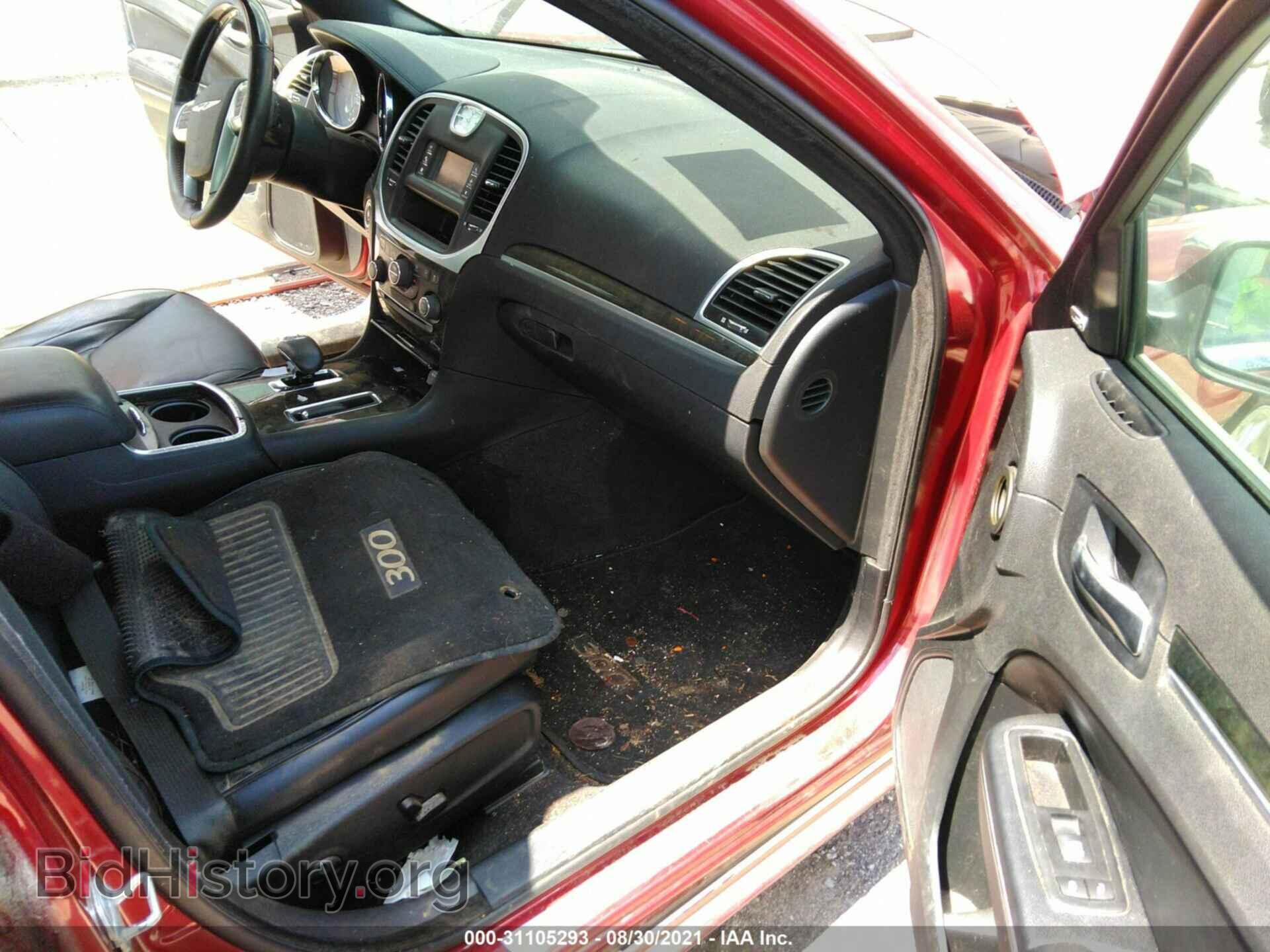 2012 CHRYSLER 300 - VIN: 2C3CCACG1CH142560 - Фото 5
