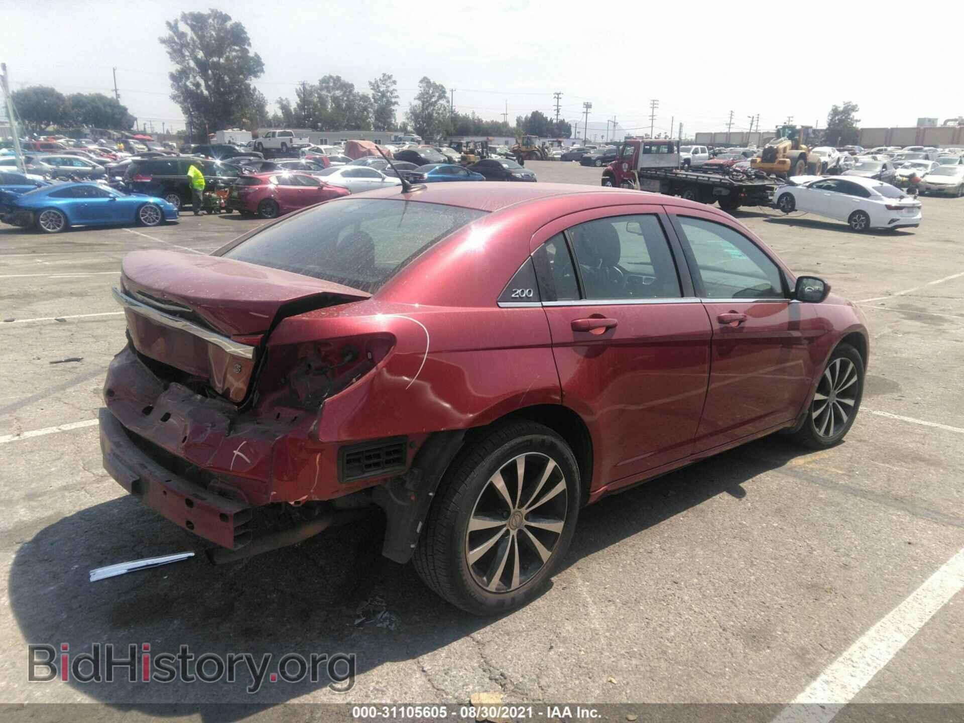 2013 CHRYSLER 200 - VIN: 1C3CCBBB4DN584737 - Фото 4