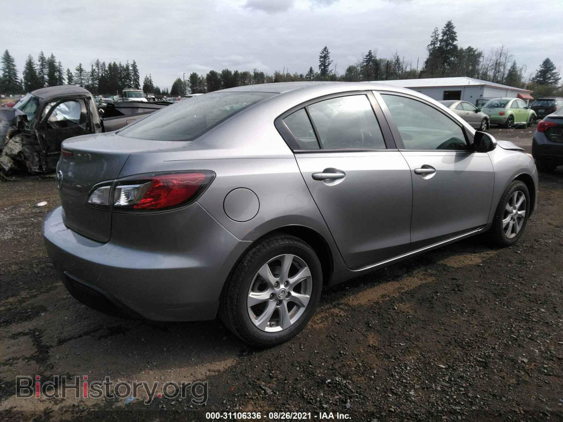 2011 MAZDA MAZDA3 - VIN: JM1BL1VG8B1430707 - Фото 4