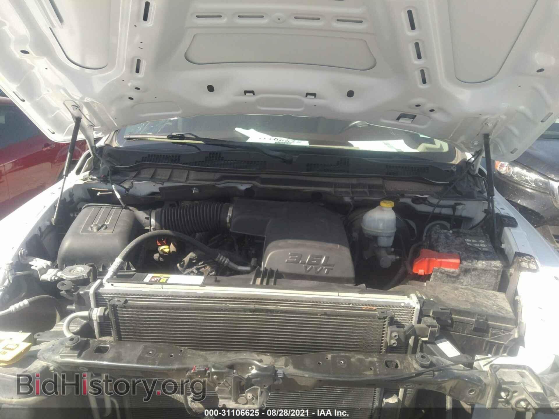 2015 RAM 1500 - VIN: 1C6RR6NG6FS742526 - Фото 10