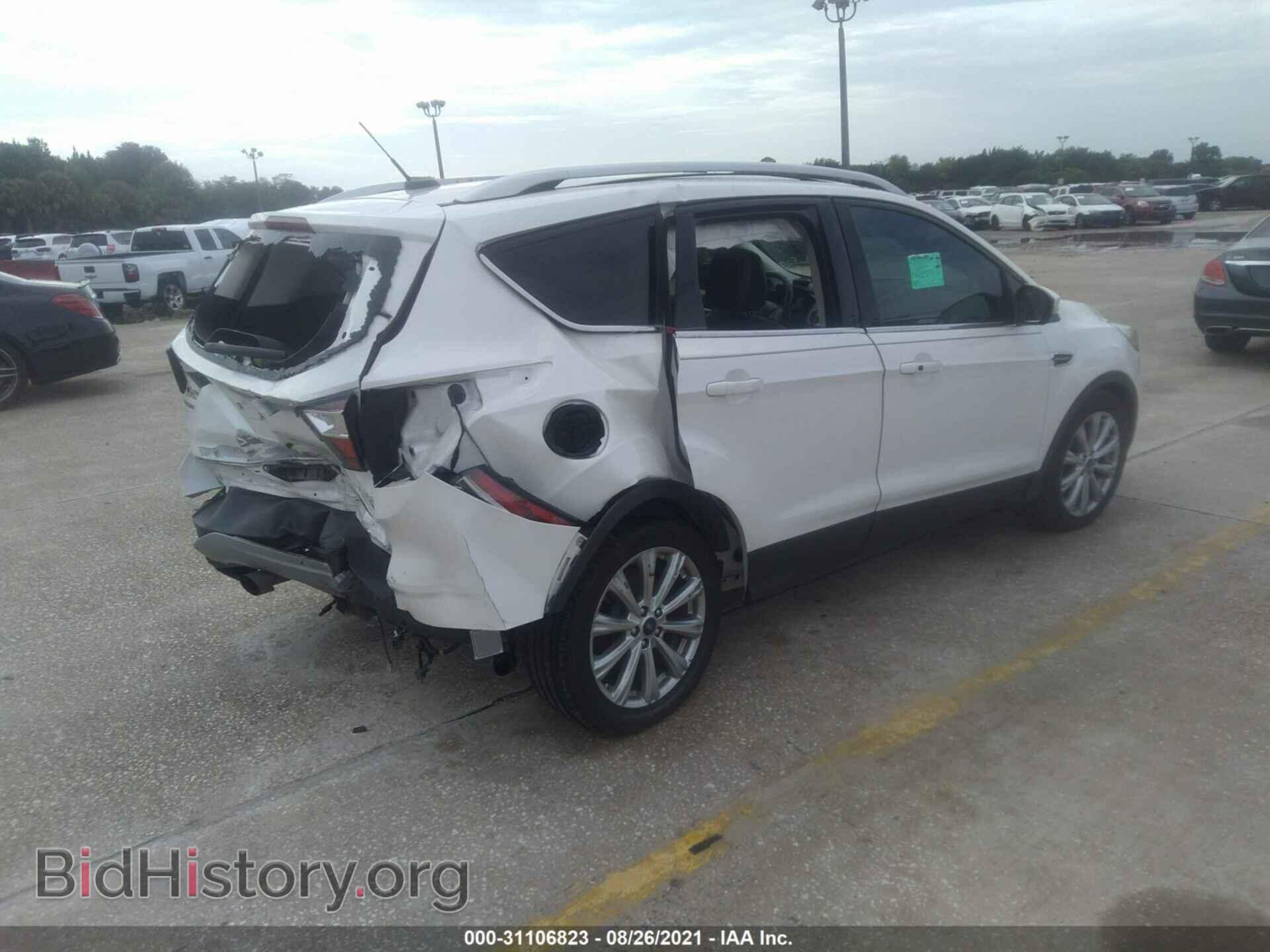 2017 FORD ESCAPE - VIN: 1FMCU0J99HUC13270 - Фото 4