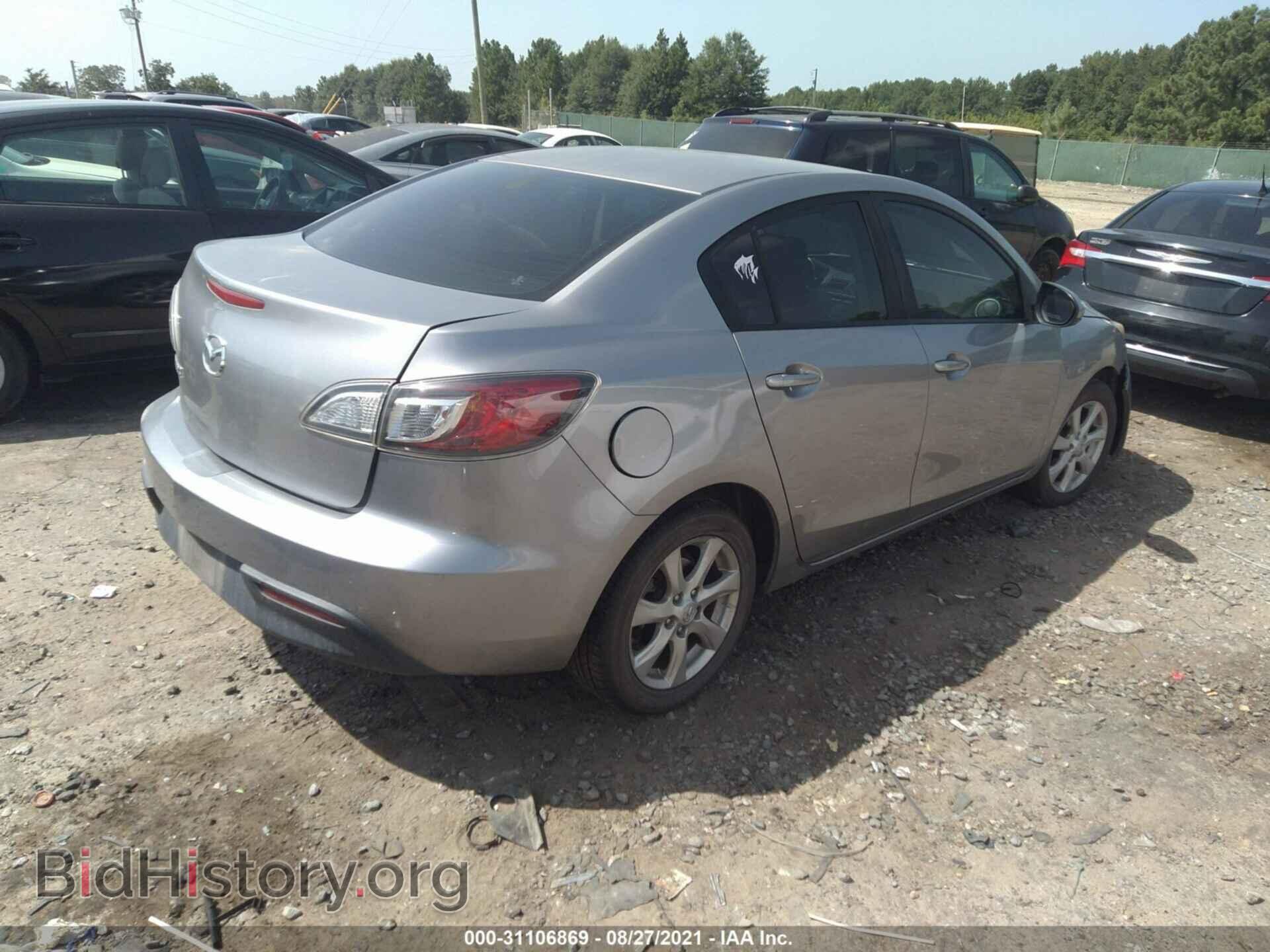 2011 MAZDA MAZDA3 - VIN: JM1BL1VG1B1385884 - Фото 4