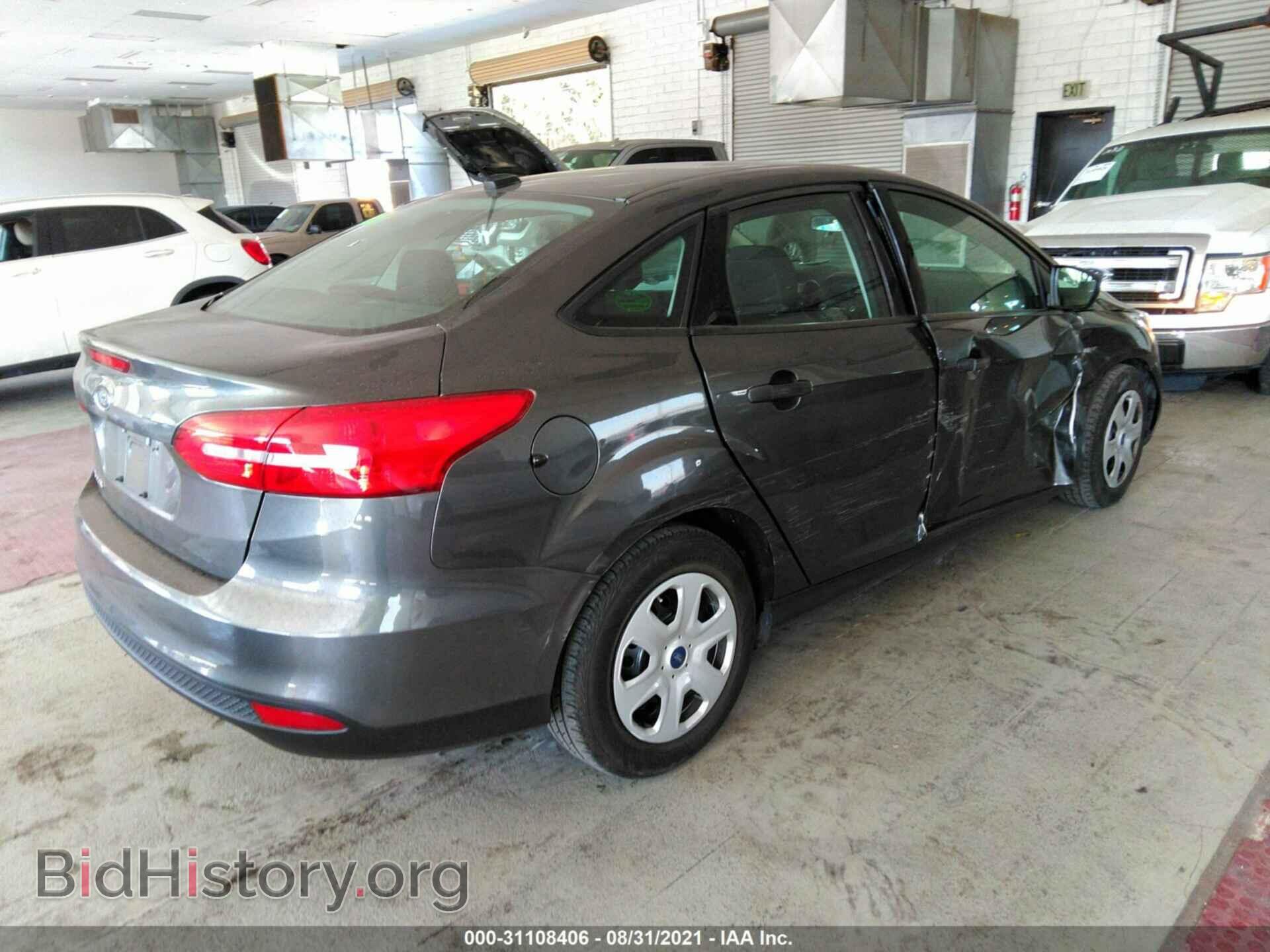 2017 FORD FOCUS - VIN: 1FADP3E28HL290626 - Photo 4
