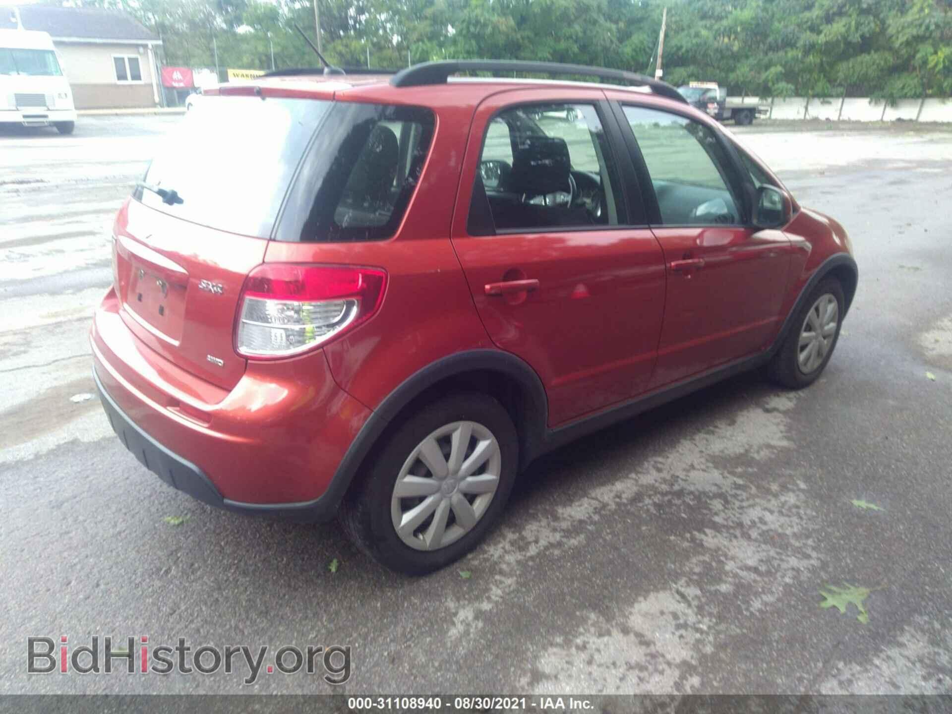 2011 SUZUKI SX4 - VIN: JS2YB5A30B6300520 - Фото 4