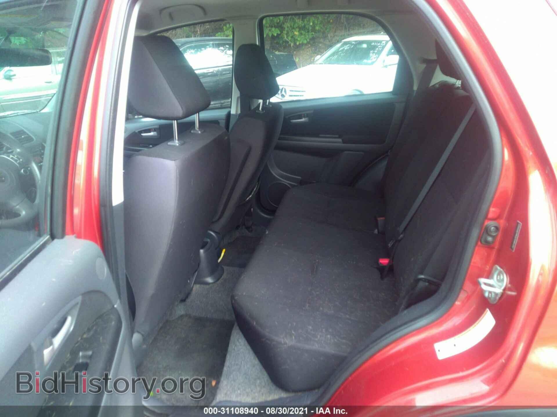 2011 SUZUKI SX4 - VIN: JS2YB5A30B6300520 - Фото 8