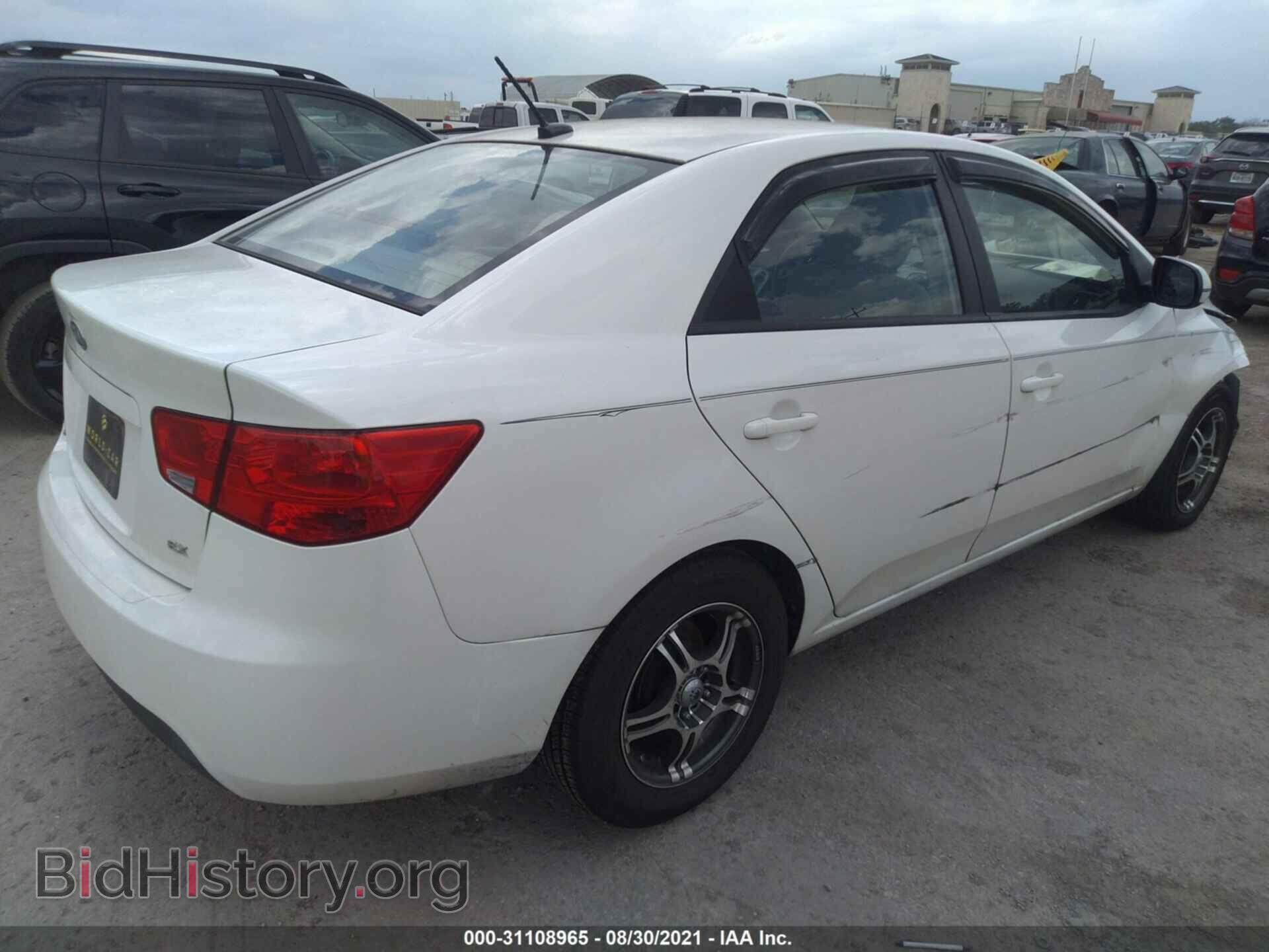 2013 KIA FORTE - VIN: KNAFU4A25D5728991 - Фото 4