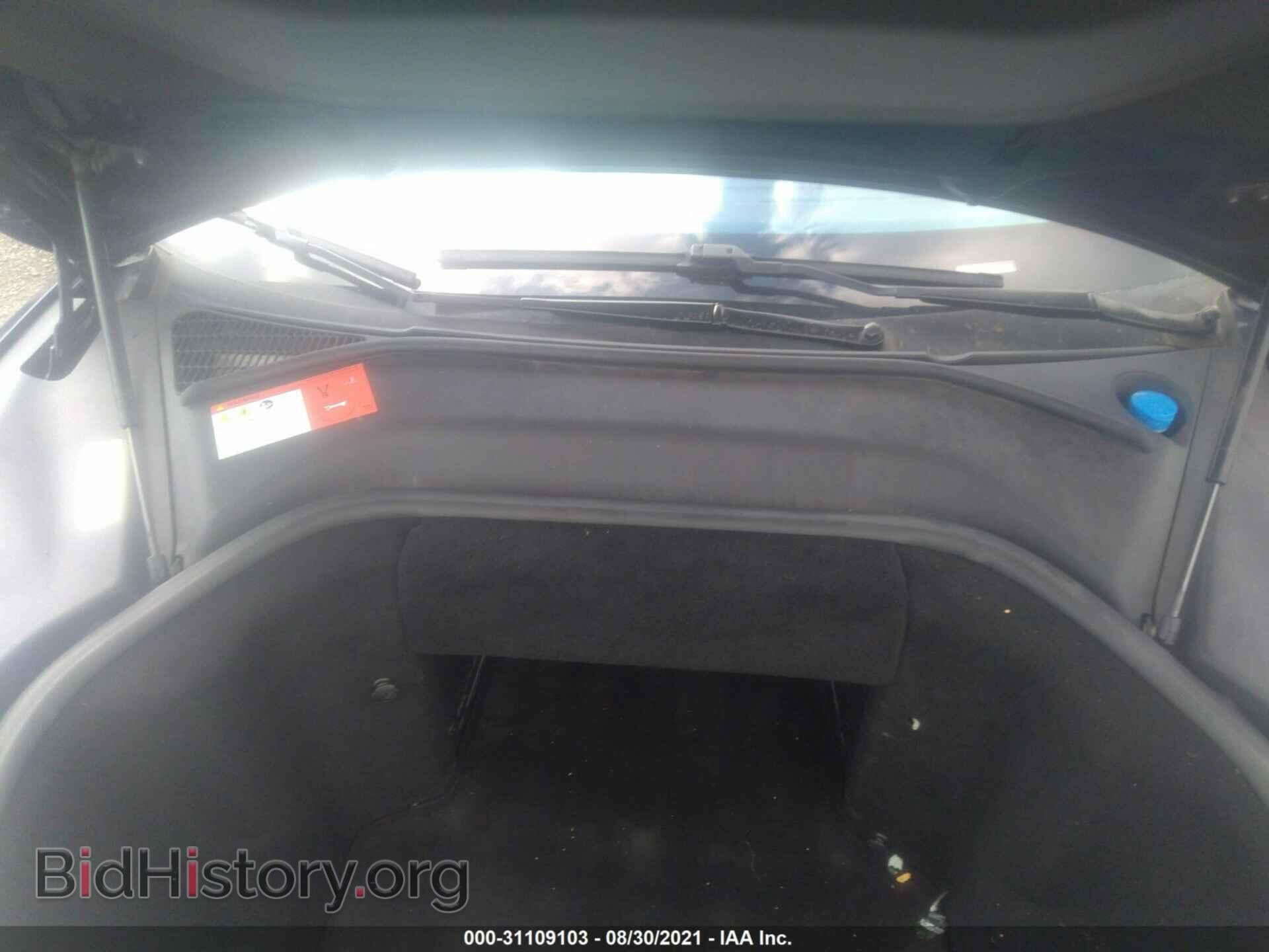 2014 TESLA MODEL S - VIN: 5YJSA1H19EFP52331 - Фото 10