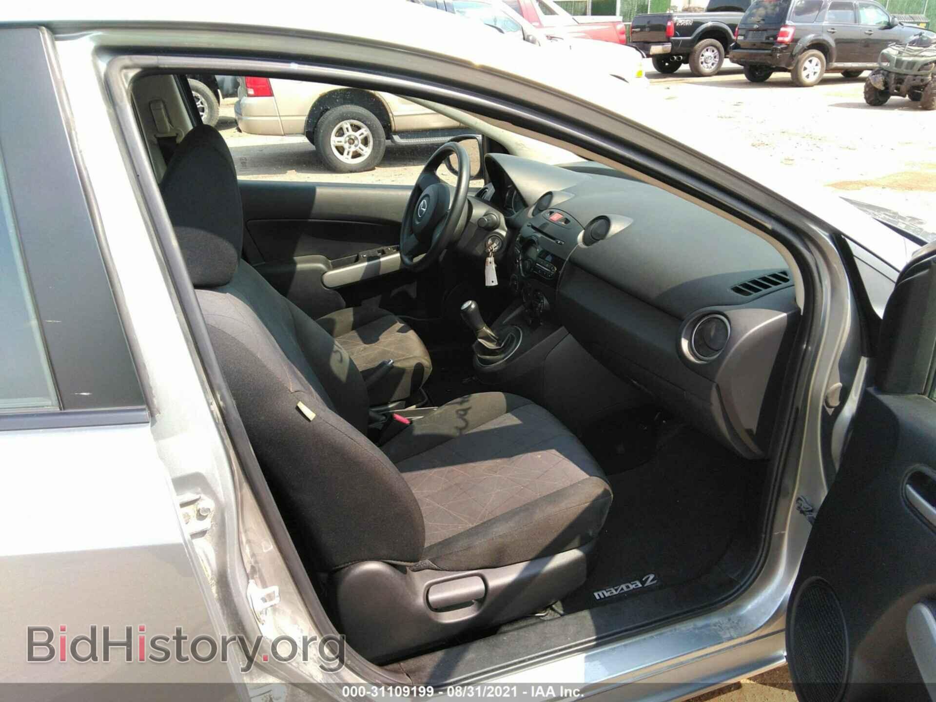 2014 MAZDA MAZDA2 - VIN: JM1DE1KZ6E0175445 - Фото 5