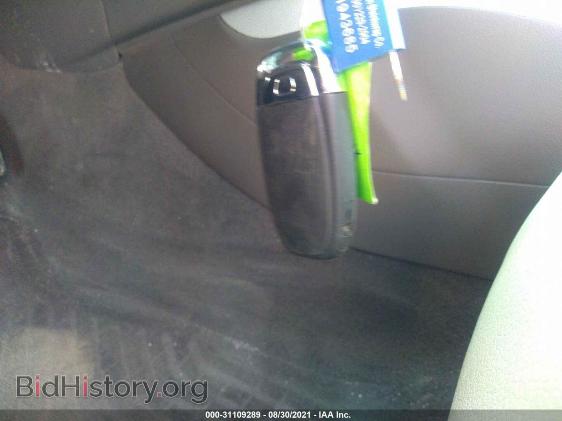 2013 AUDI A4 - VIN: WAUFFAFL1DN027939 - Фото 11