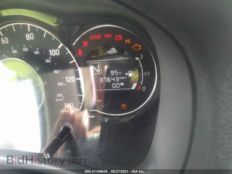 2015 Nissan VERSA NOTE (VIN 3N1CE2CP3FL431661) — photo 7 of 11