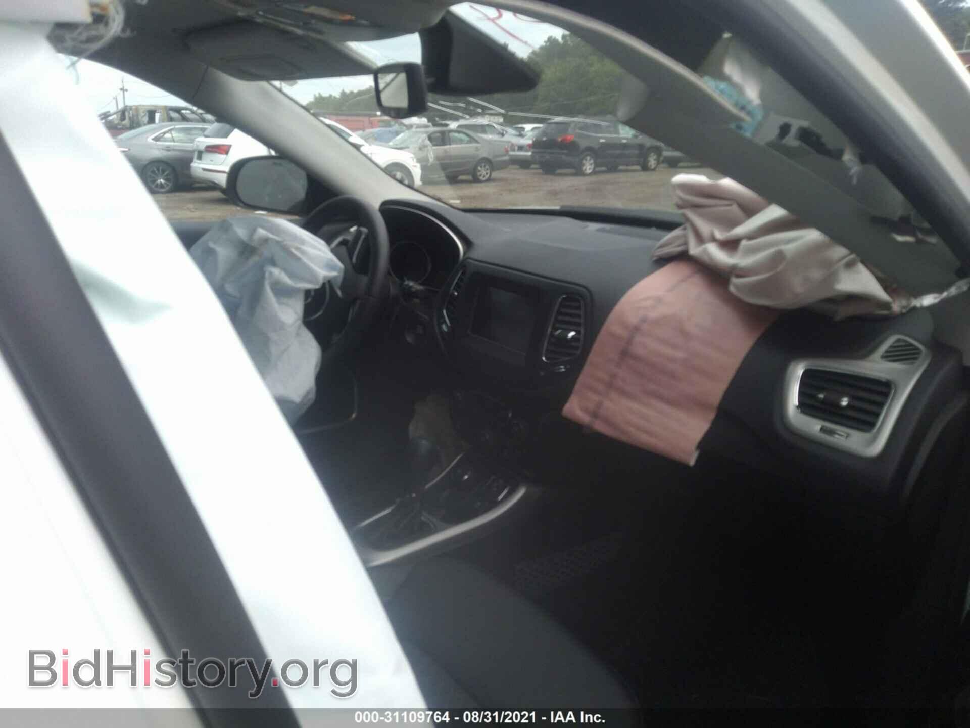 2021 JEEP COMPASS - VIN: 3C4NJDBB9MT562187 - Фото 5