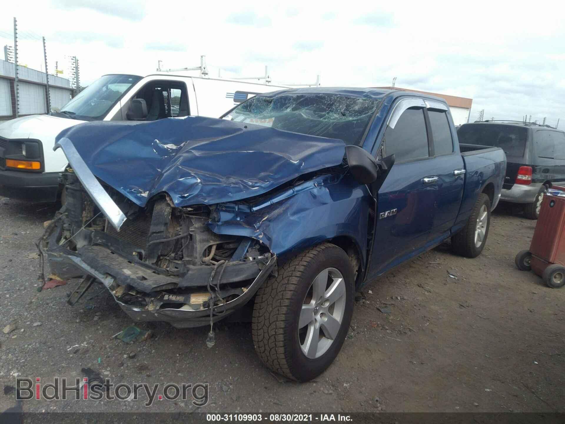 2010 DODGE RAM 1500 - VIN: 1D7RB1GP2AS111817 - Фото 2