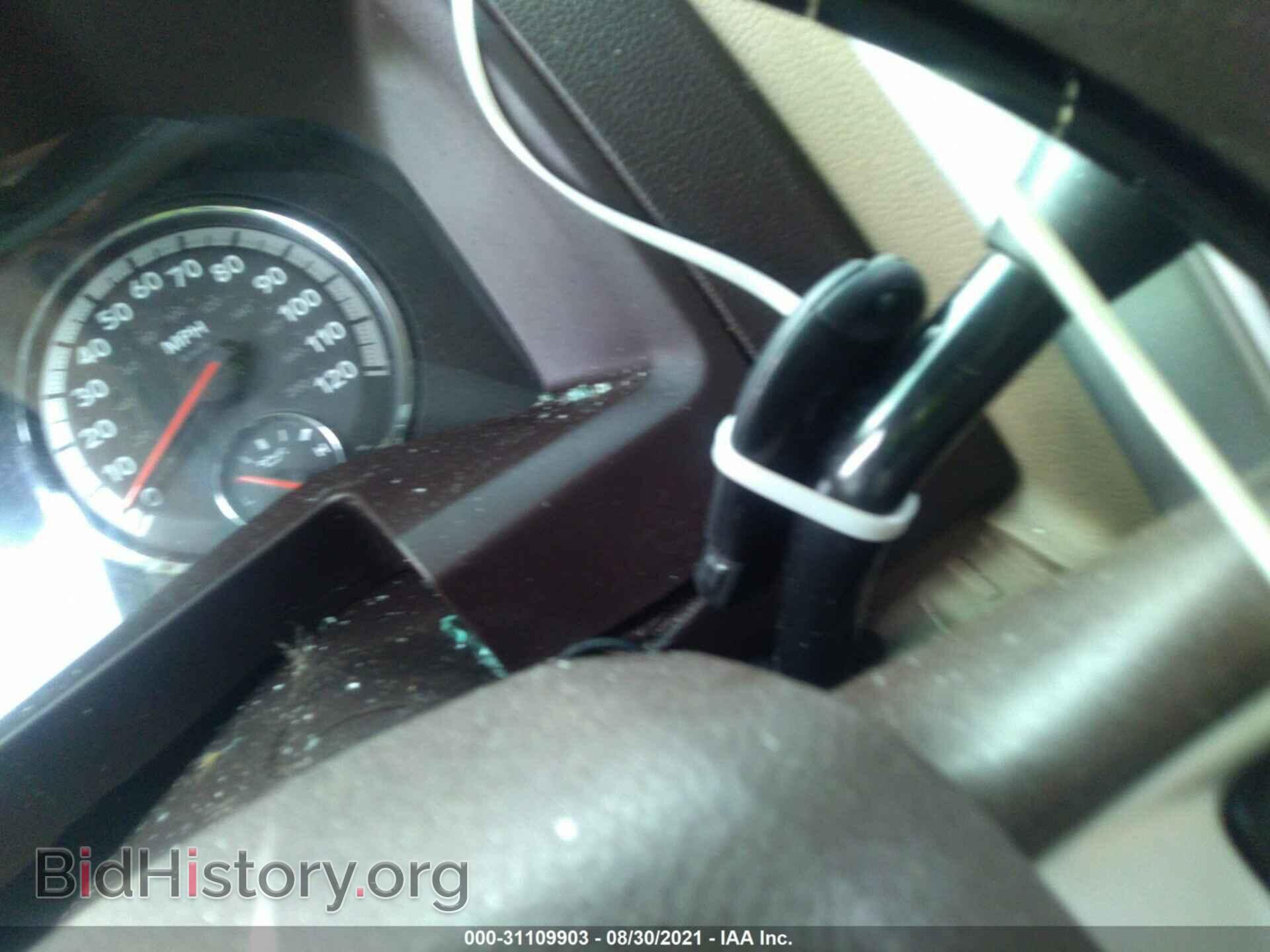 2010 DODGE RAM 1500 - VIN: 1D7RB1GP2AS111817 - Фото 11