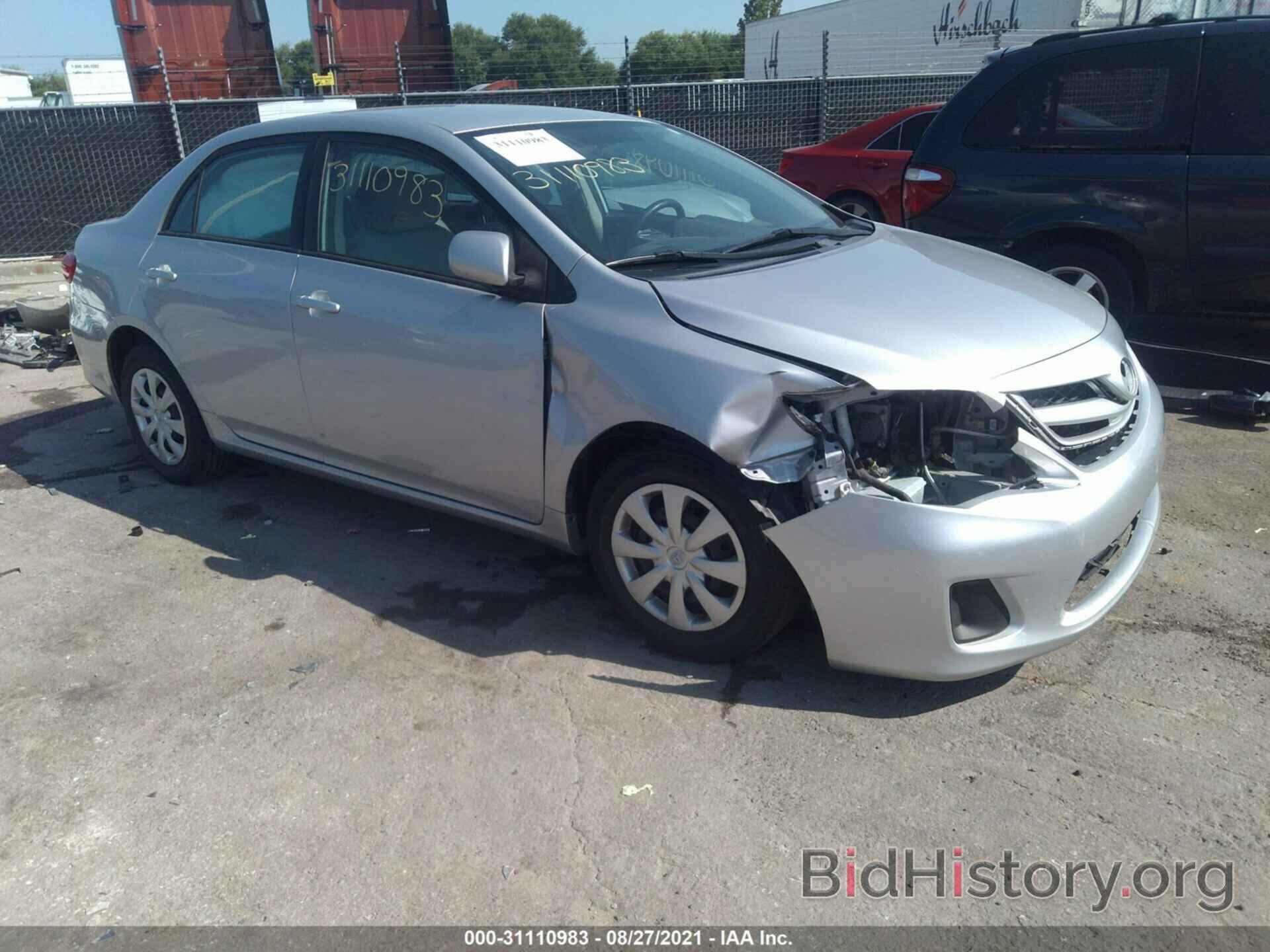 Photo 2T1BU4EE2BC543223 - TOYOTA COROLLA 2011