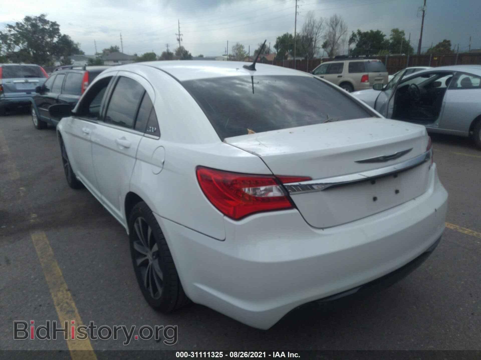 2013 CHRYSLER 200 - VIN: 1C3CCBBB4DN583961 - Photo 3
