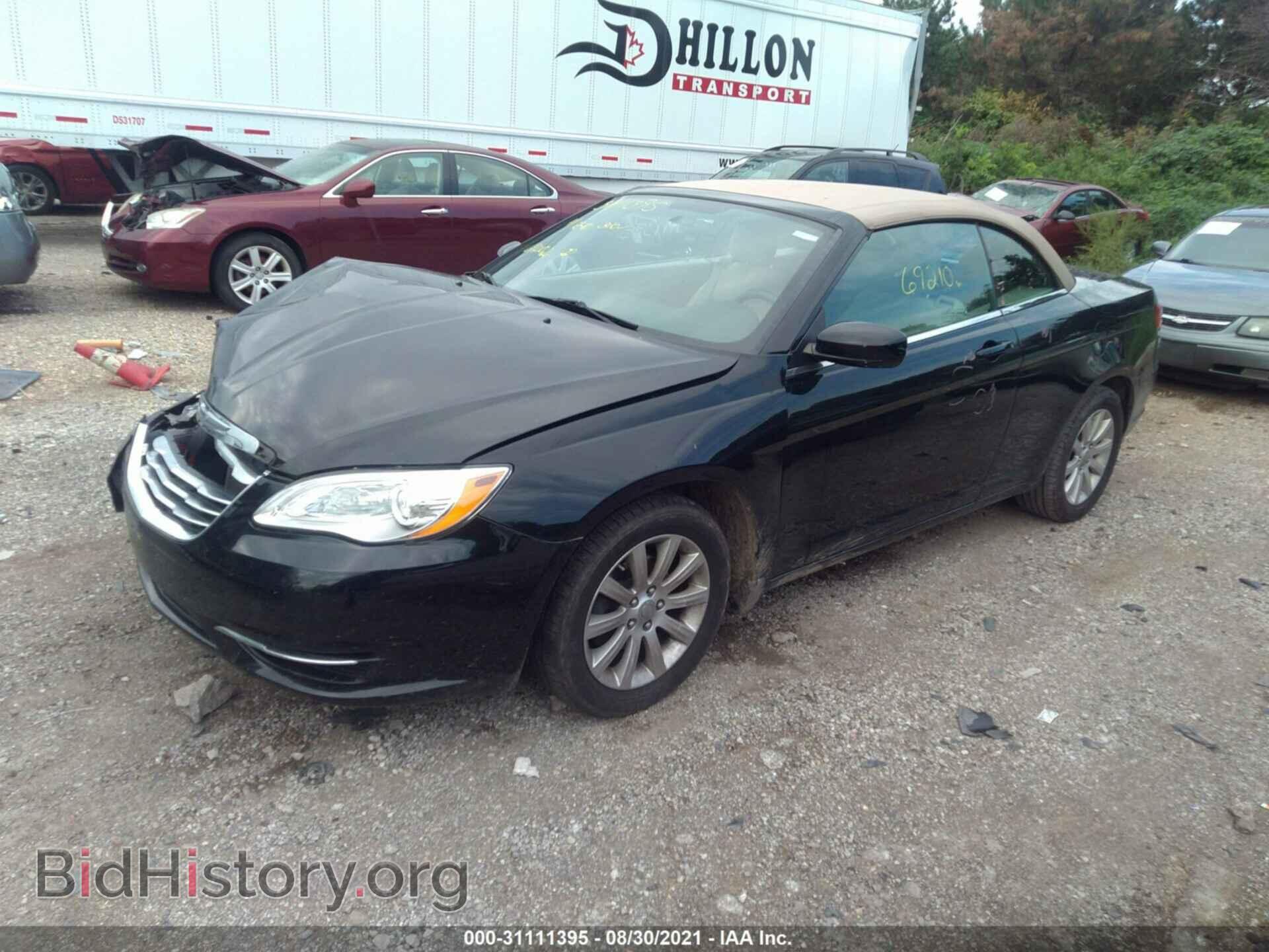 2013 CHRYSLER 200 - VIN: 1C3BCBEB4DN511794 - Photo 2