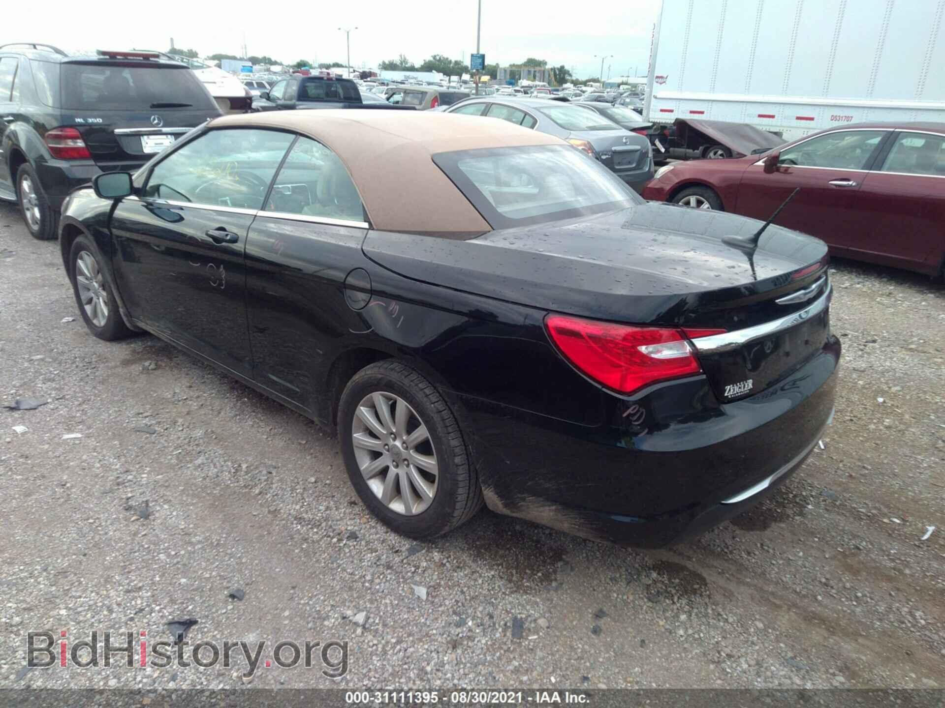 2013 CHRYSLER 200 - VIN: 1C3BCBEB4DN511794 - Photo 3