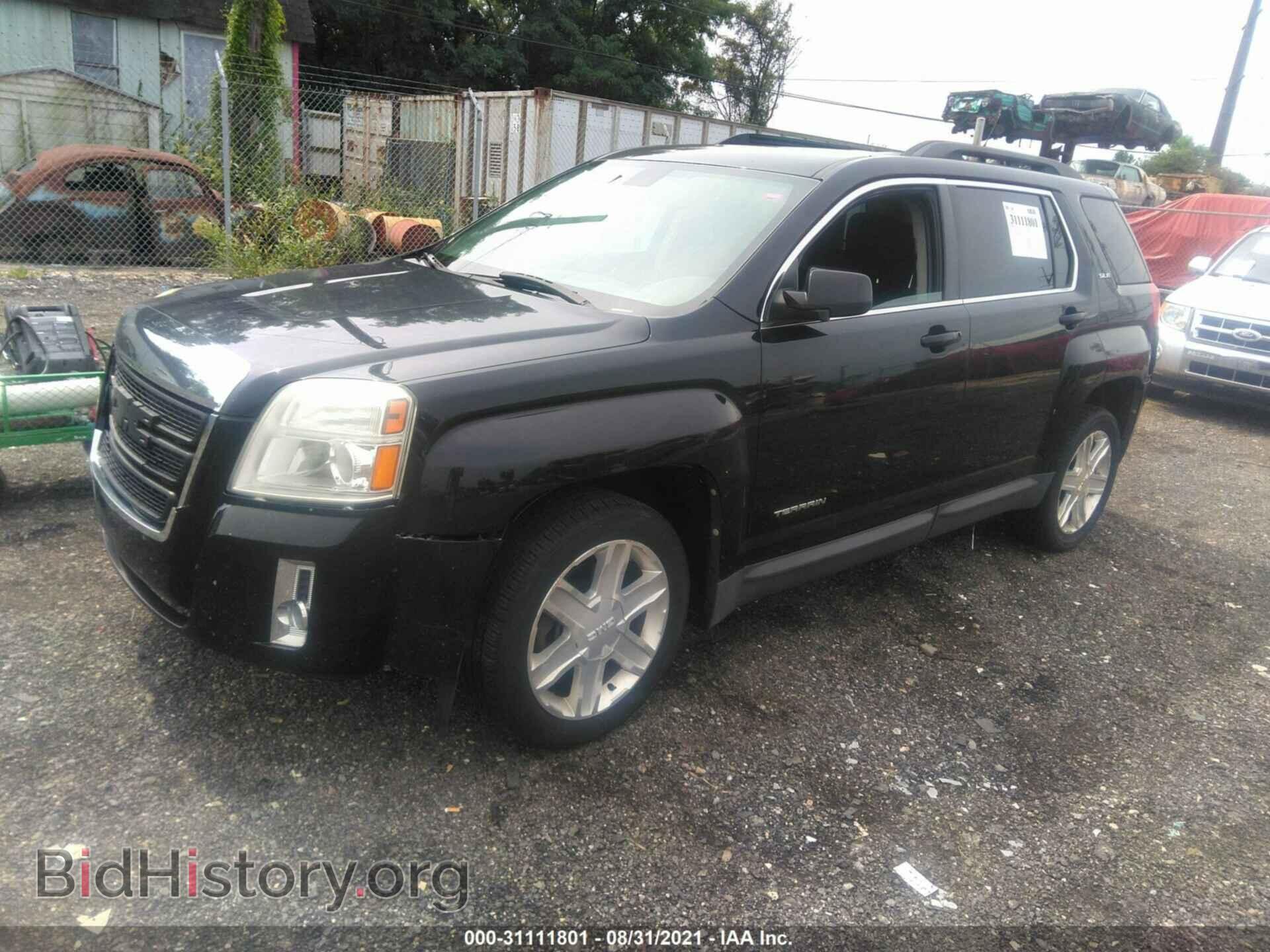 2011 GMC TERRAIN - VIN: 2CTFLSE51B6364041 - Photo 2