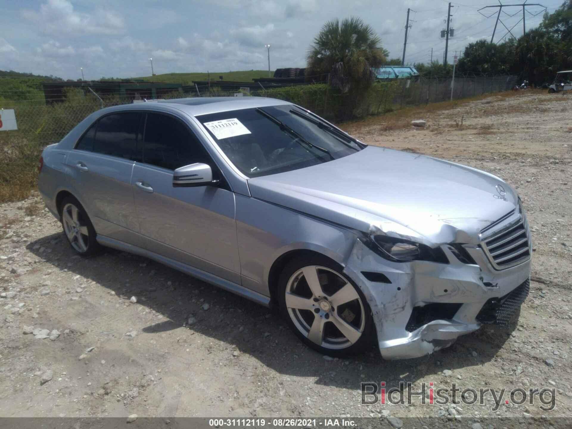 Photo WDDHF5GB7BA371441 - MERCEDES-BENZ E-CLASS 2011