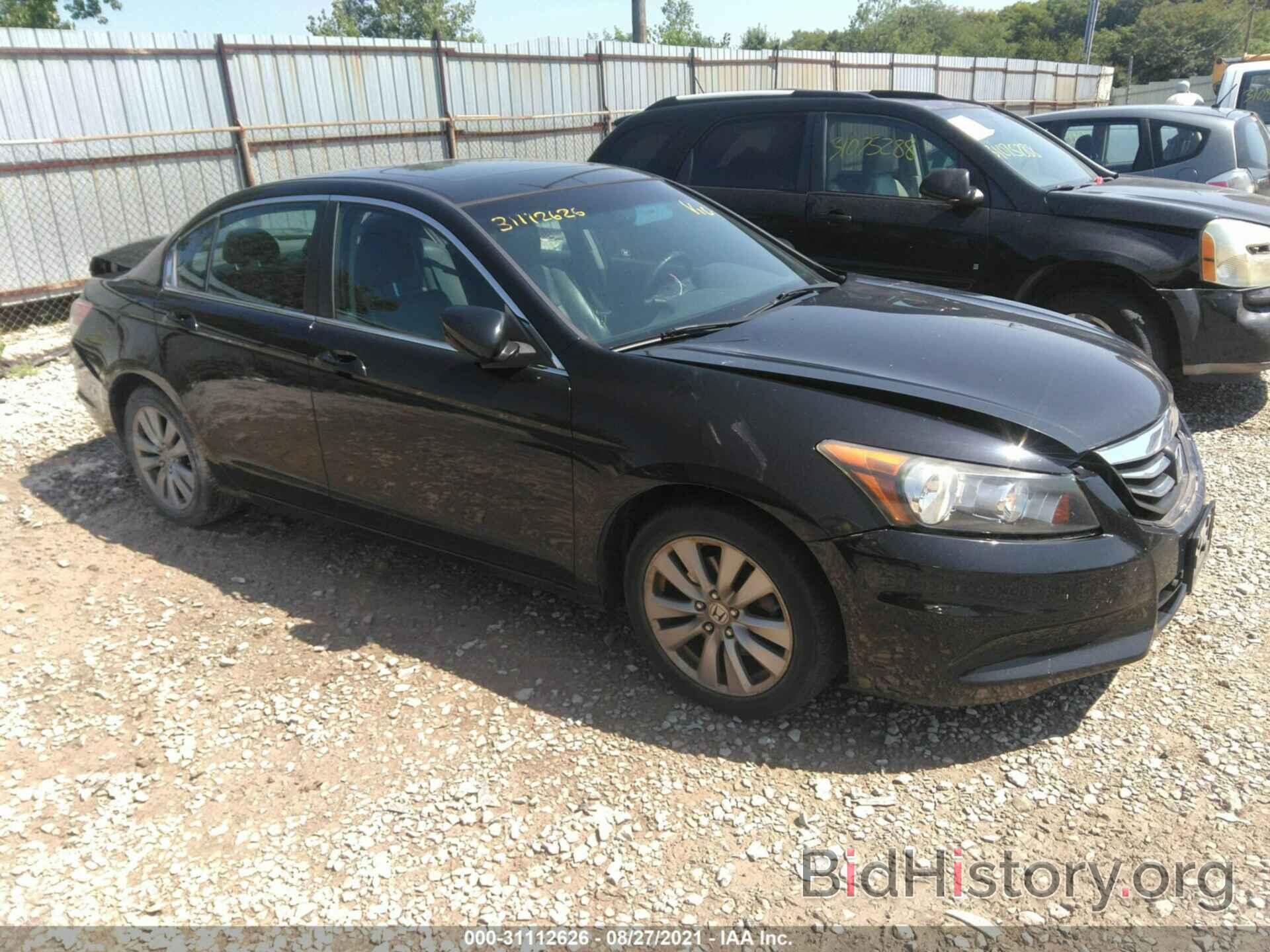 Photo 1HGCP2F87CA180031 - HONDA ACCORD SDN 2012