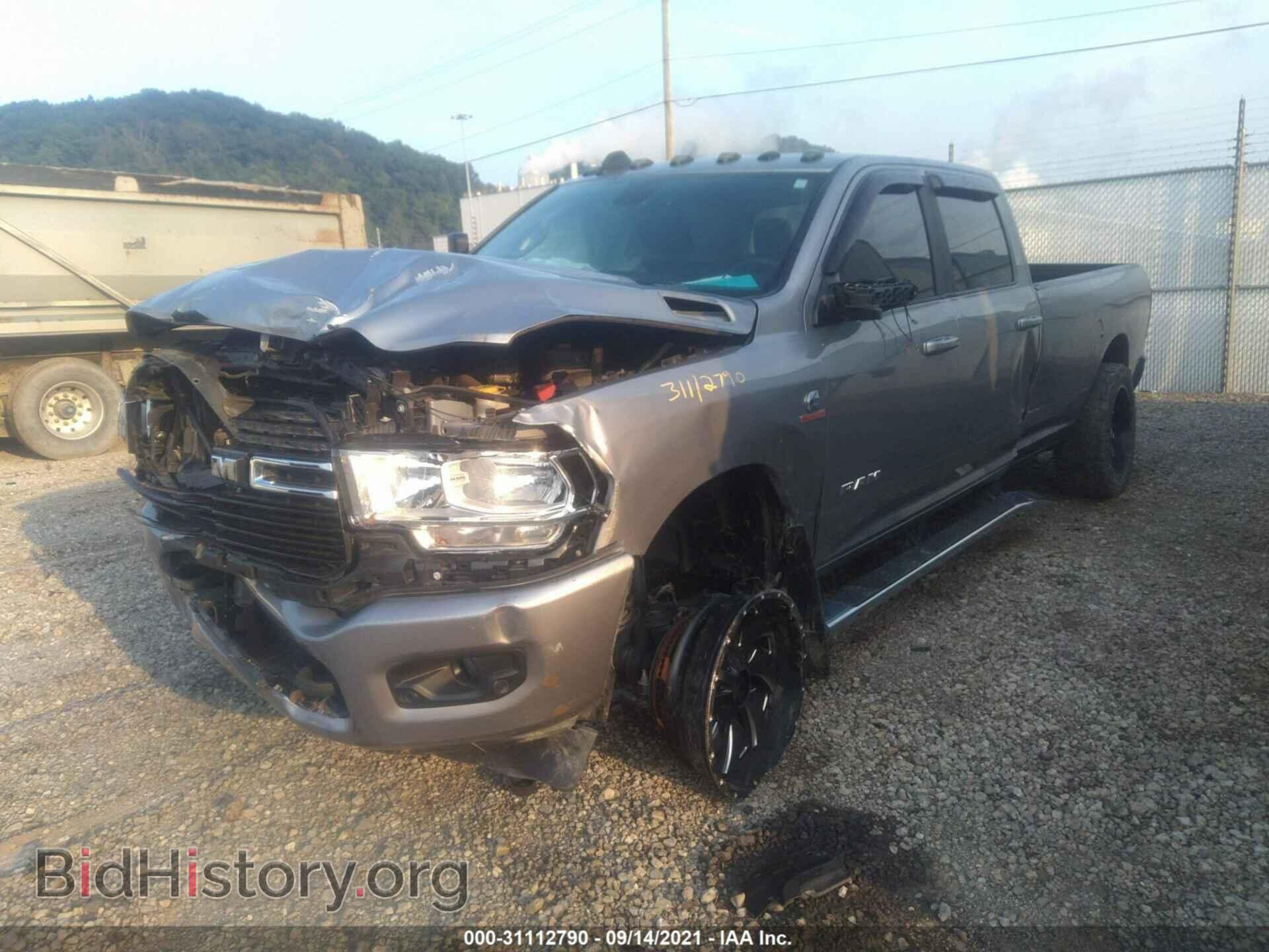 2019 RAM 3500 - VIN: 3C63R3HL2KG525974 - Фото 2