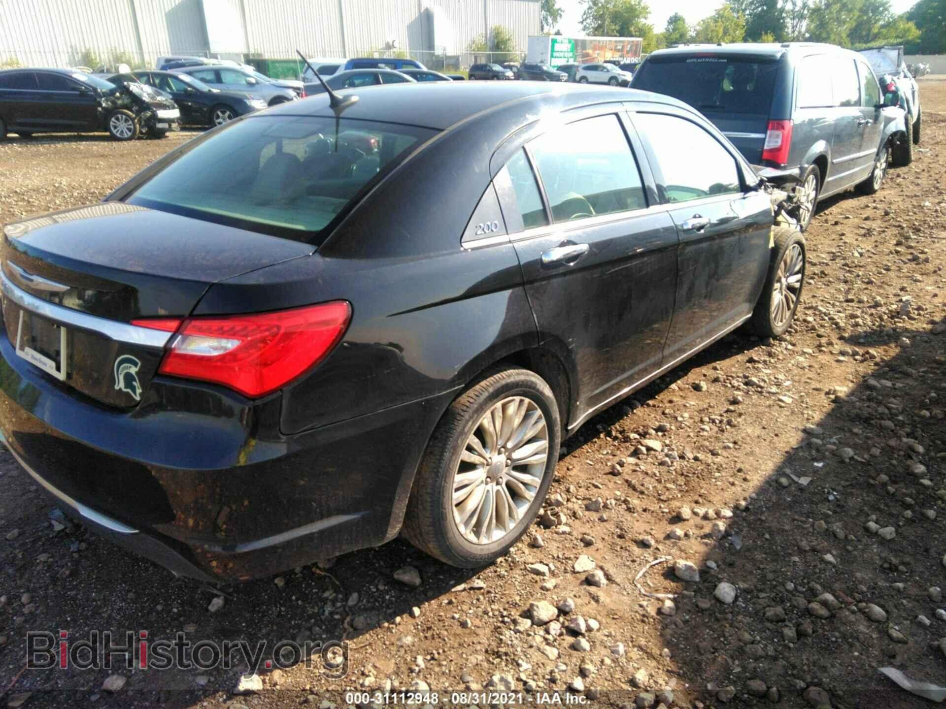 2013 CHRYSLER 200 - VIN: 1C3CCBCG2DN654682 - Photo 4