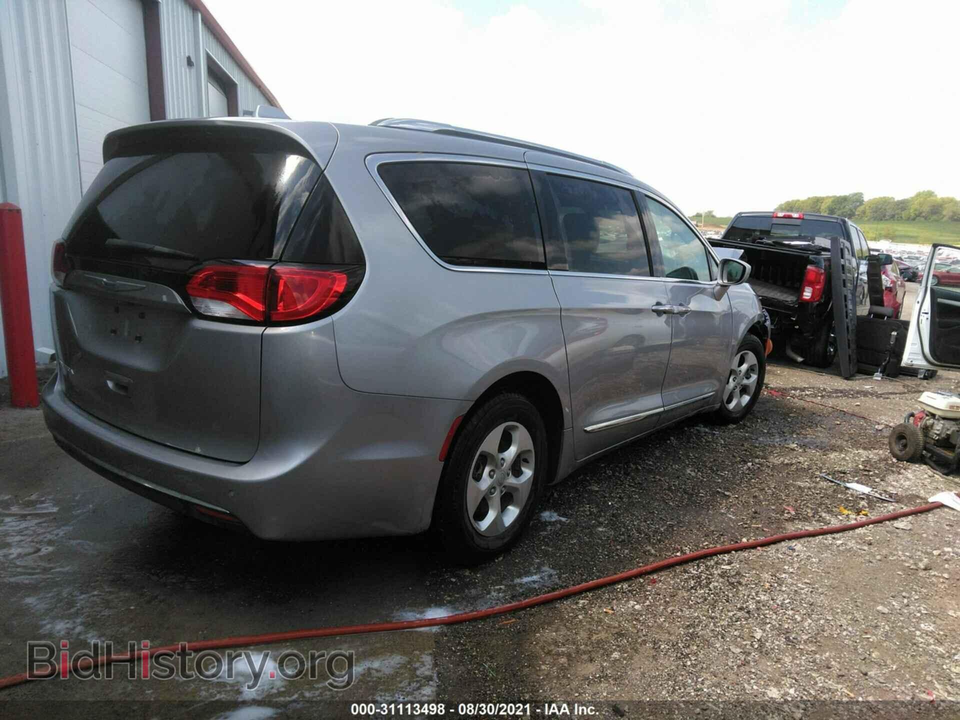 2017 CHRYSLER PACIFICA - VIN: 2C4RC1EG1HR771739 - Photo 4