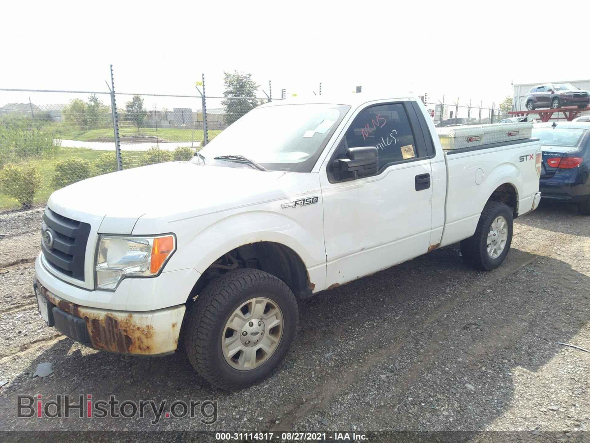 2011 FORD F-150 - VIN: 1FTMF1CM6BFA33072 - Фото 2
