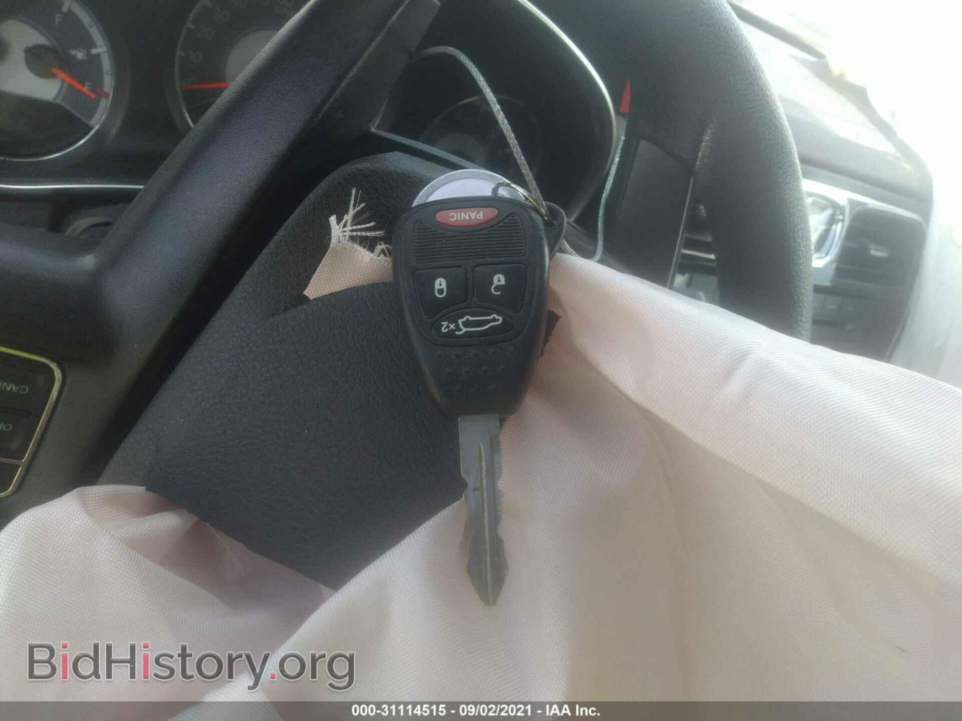 2013 CHRYSLER 200 - VIN: 1C3CCBAB3DN669991 - Фото 11