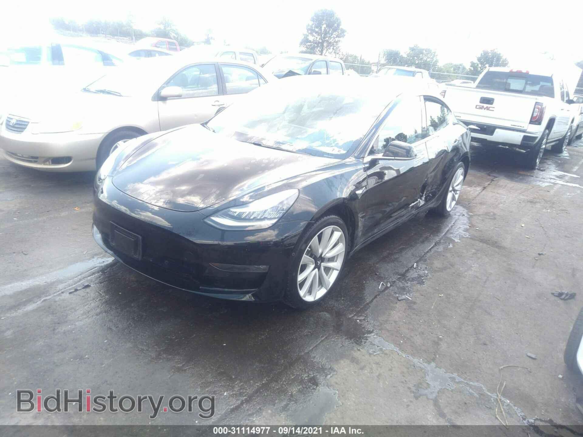 2019 TESLA MODEL 3 - VIN: 5YJ3E1EB4KF437468 - Фото 2