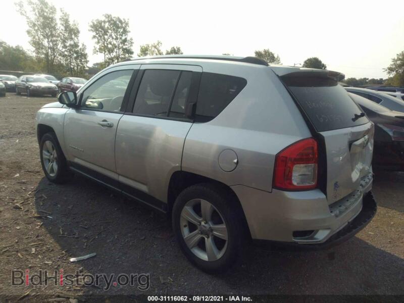 2012 Jeep COMPASS (VIN 1C4NJCBA9CD651747) — фото 3 из 11
