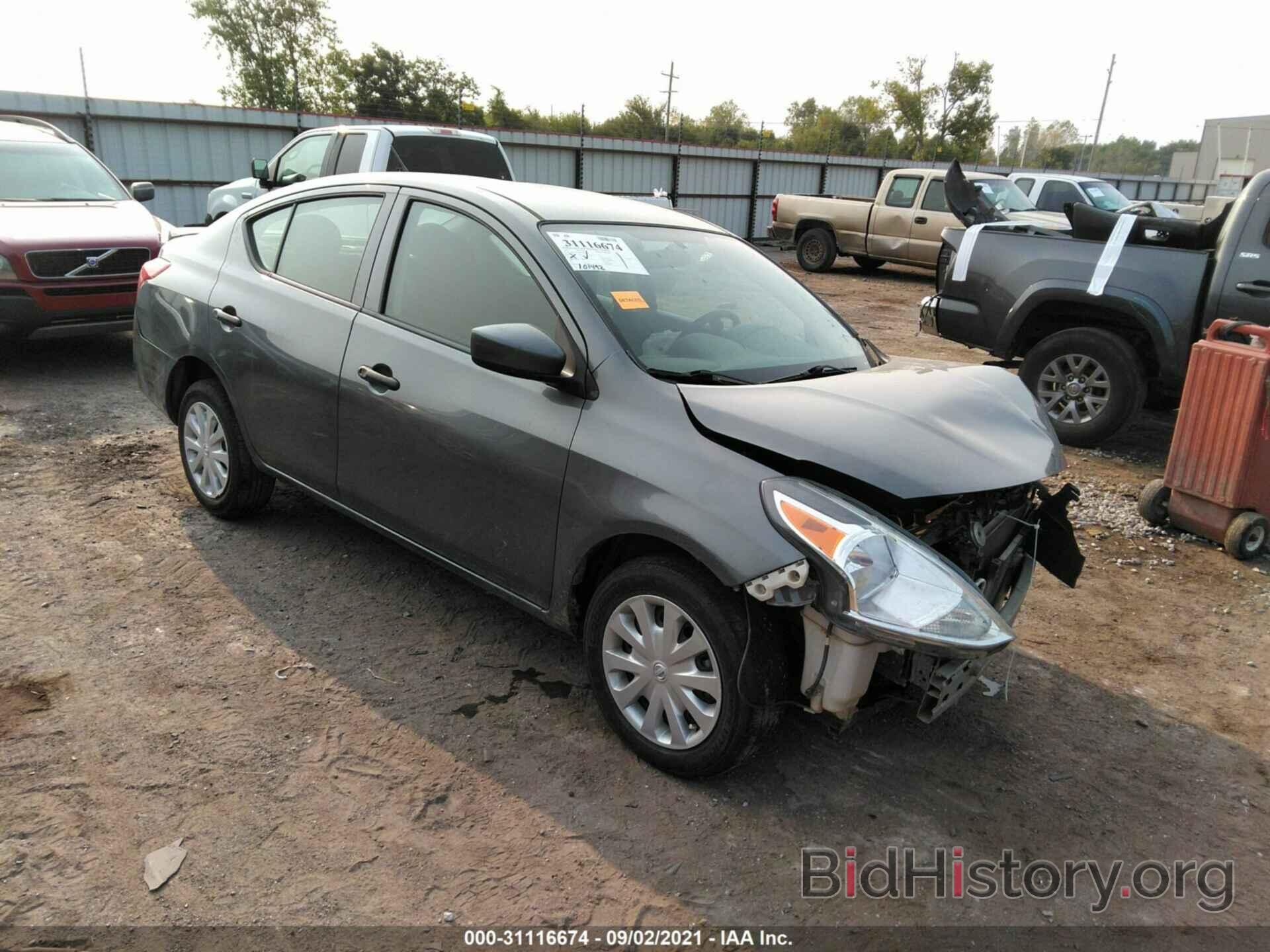 Photo 3N1CN7AP8HL828639 - NISSAN VERSA SEDAN 2017