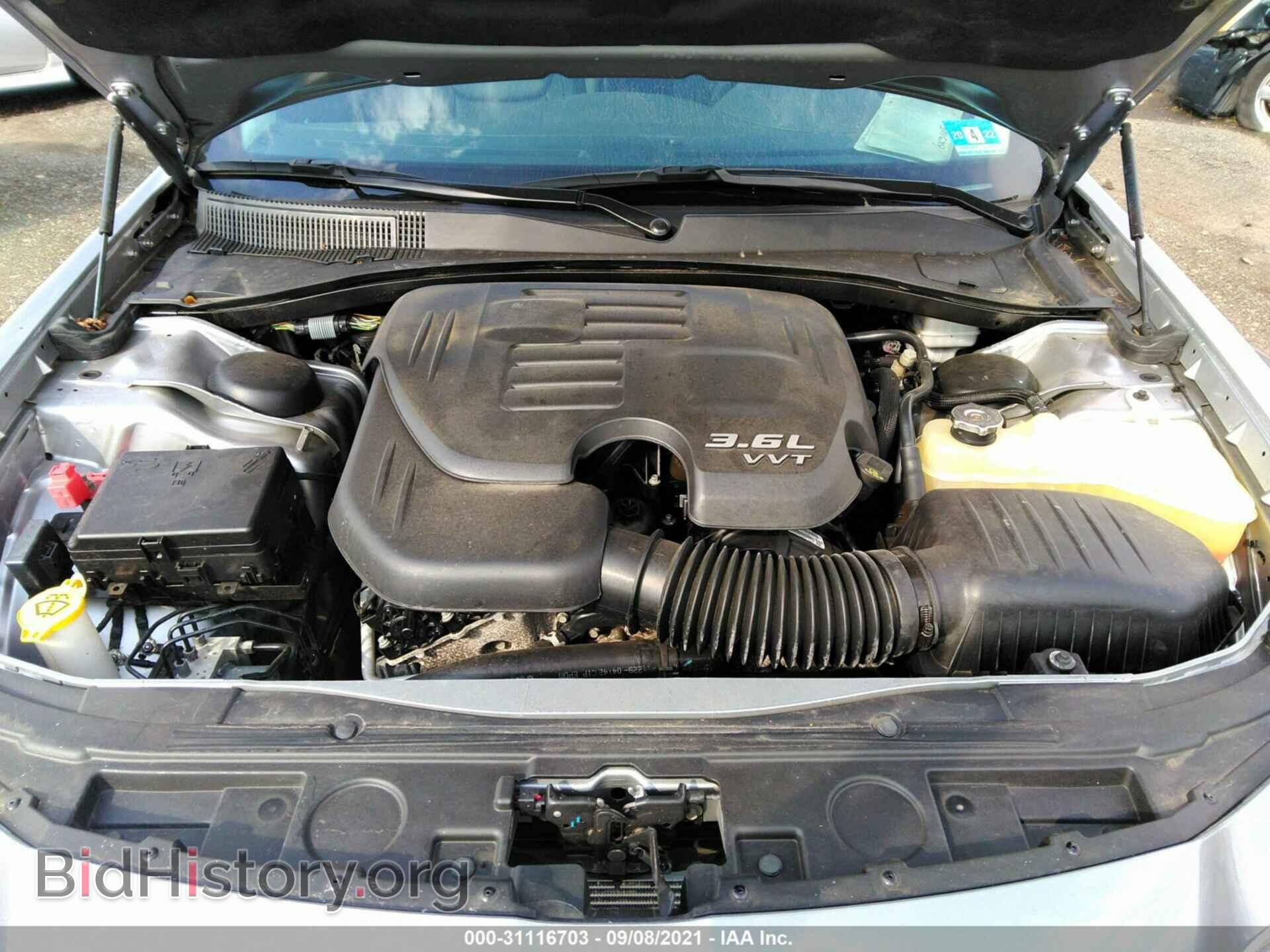 2015 CHRYSLER 300 - VIN: 2C3CCAKG7FH815924 - Фото 10
