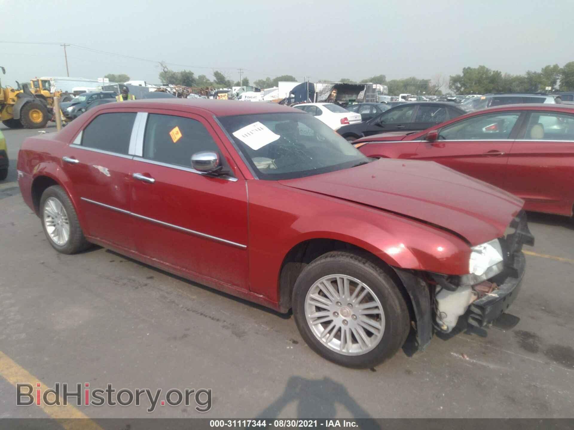 Photo 2C3CA5CV2AH167265 - CHRYSLER 300 2010
