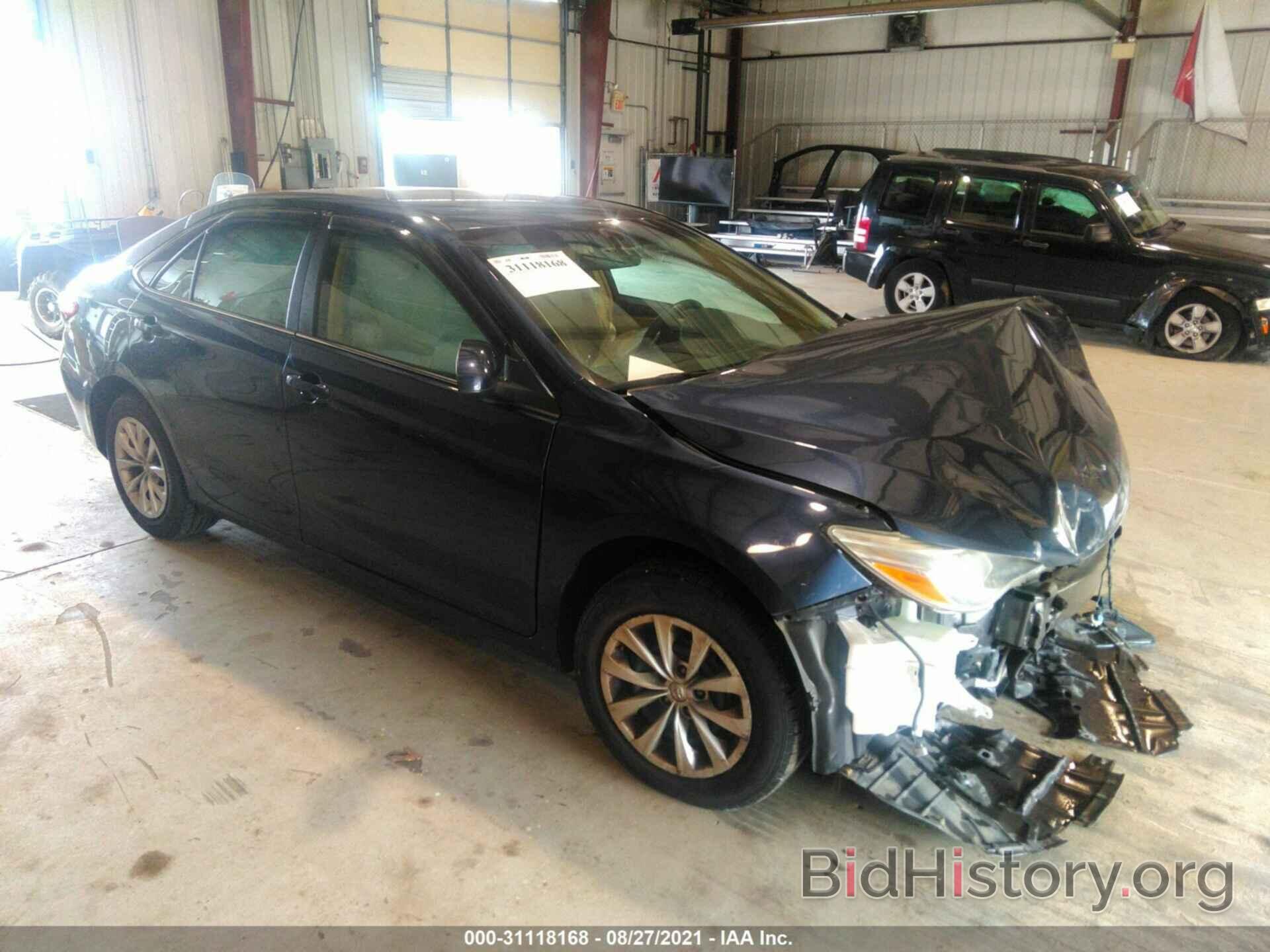 Photo 4T4BF1FK4FR469455 - TOYOTA CAMRY 2015