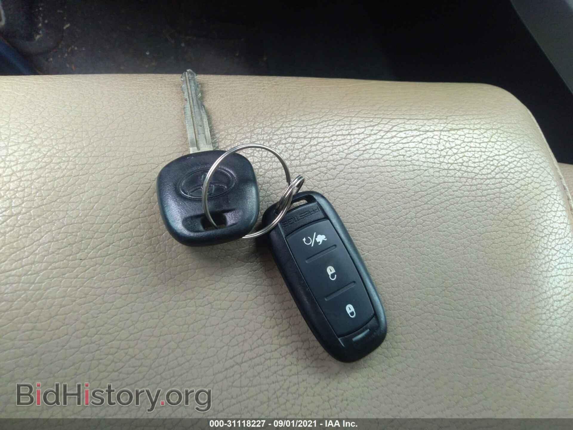 2014 TOYOTA SEQUOIA - VIN: 5TDBY5G19ES095952 - Фото 11