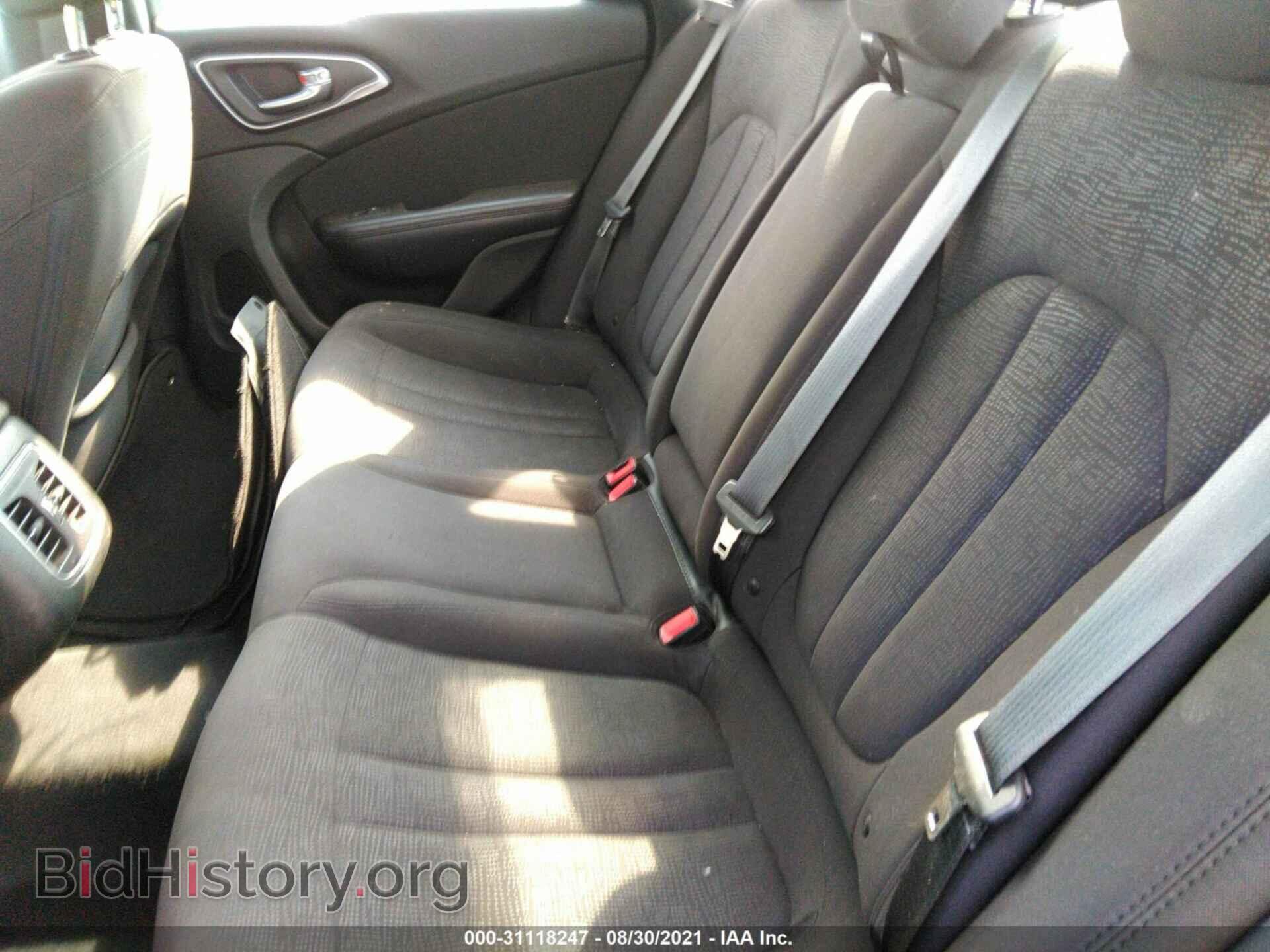 2015 CHRYSLER 200 - VIN: 1C3CCCAB0FN526022 - Фото 8