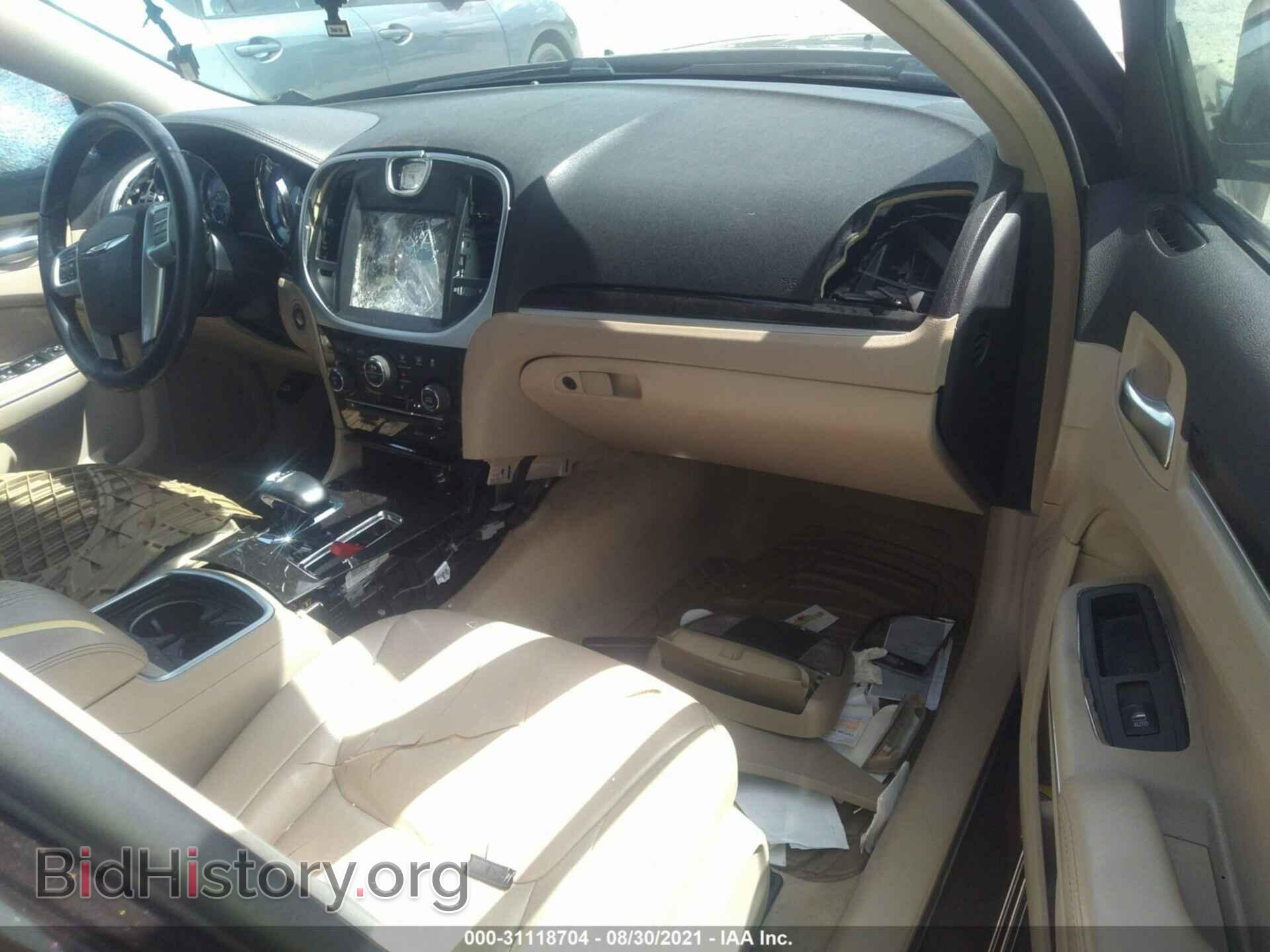 2013 CHRYSLER 300 - VIN: 2C3CCAAG4DH573091 - Фото 5