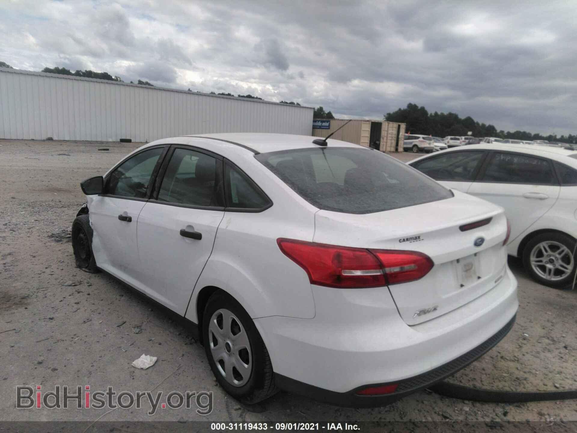 2016 FORD FOCUS - VIN: 1FADP3E26GL376483 - Фото 3