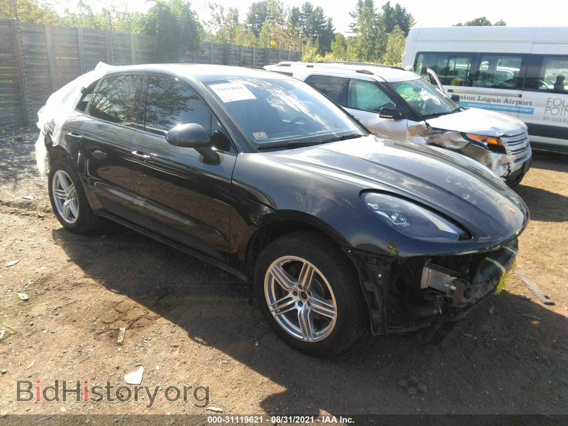 Фотография WP1AA2A53HLB00240 - PORSCHE MACAN 2017