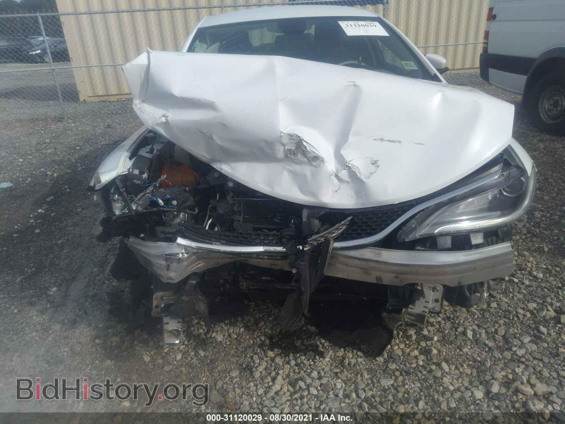 2016 CHRYSLER 200 - VIN: 1C3CCCAB1GN184775 - Фото 6