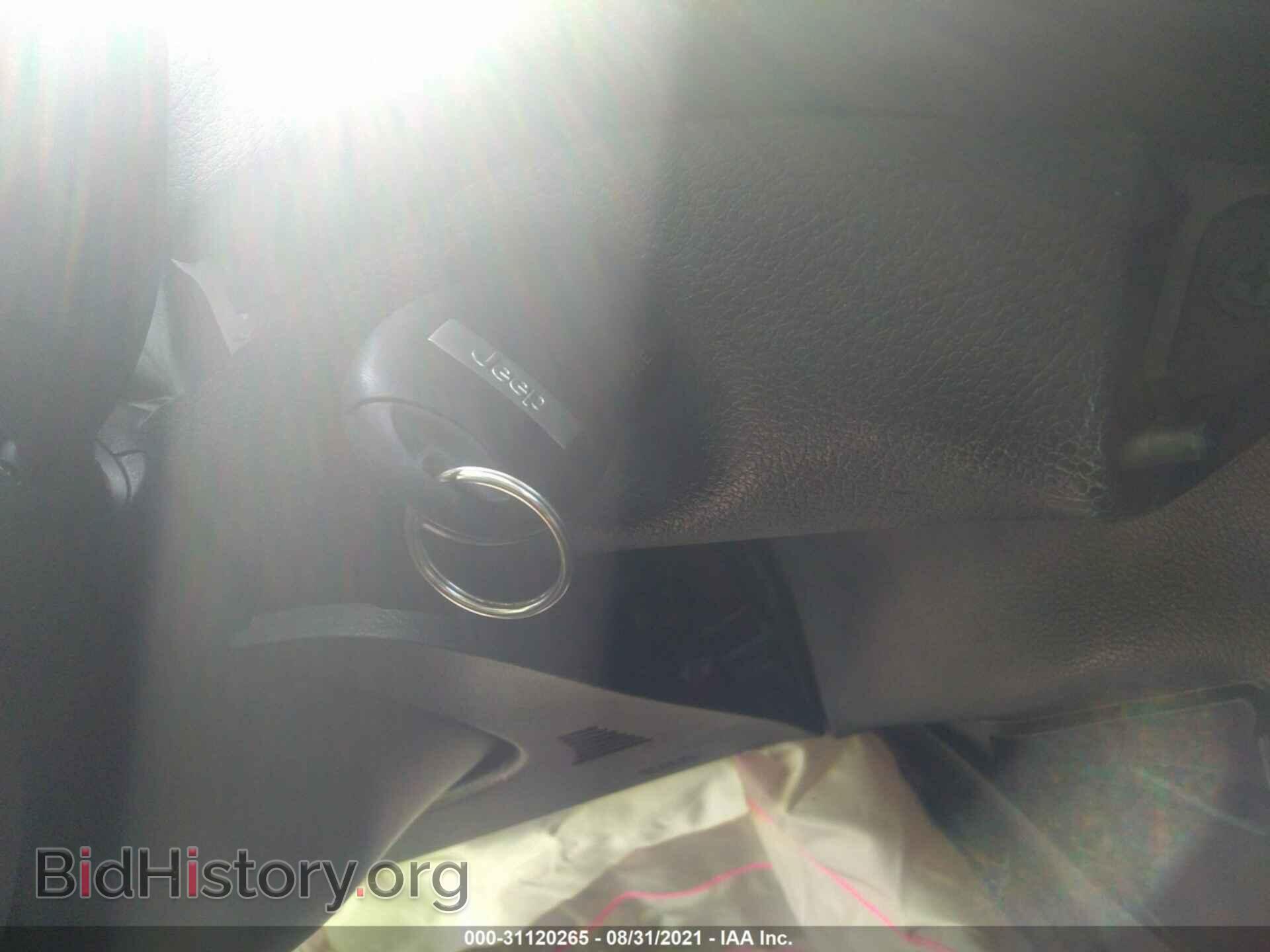 2019 JEEP CHEROKEE - VIN: 1C4PJLCB5KD333056 - Фото 11