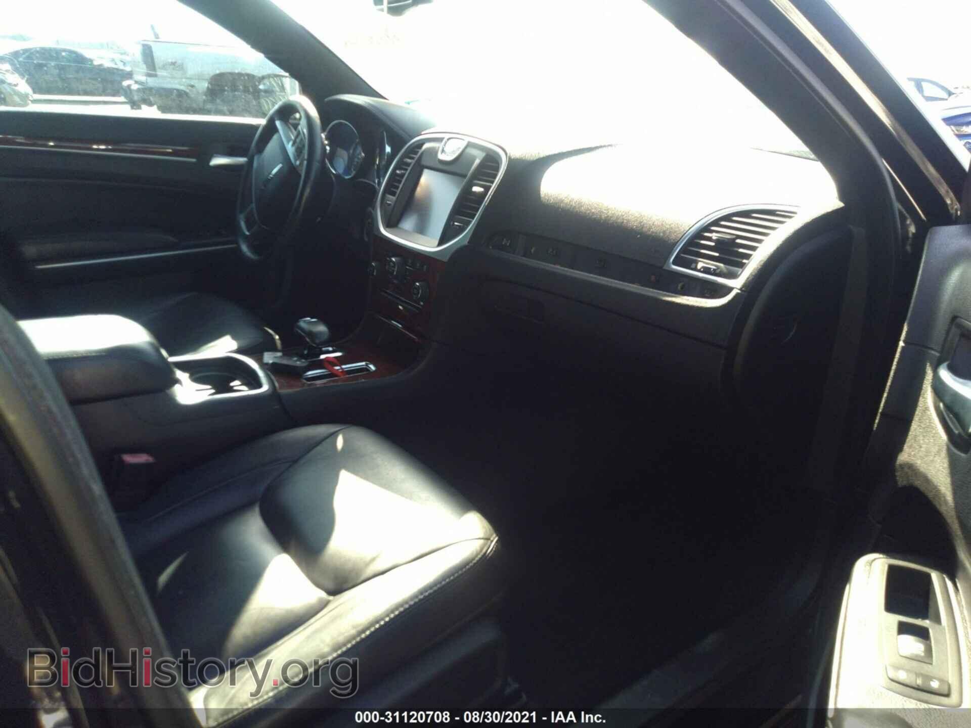2013 CHRYSLER 300 - VIN: 2C3CCAAG9DH632233 - Фото 5