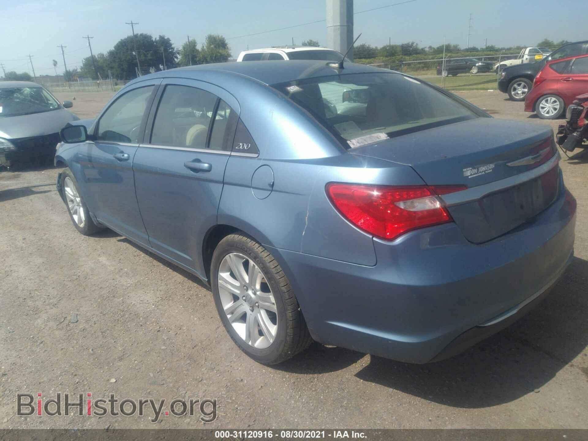 2011 CHRYSLER 200 - VIN: 1C3BC1FBXBN602588 - Фото 3