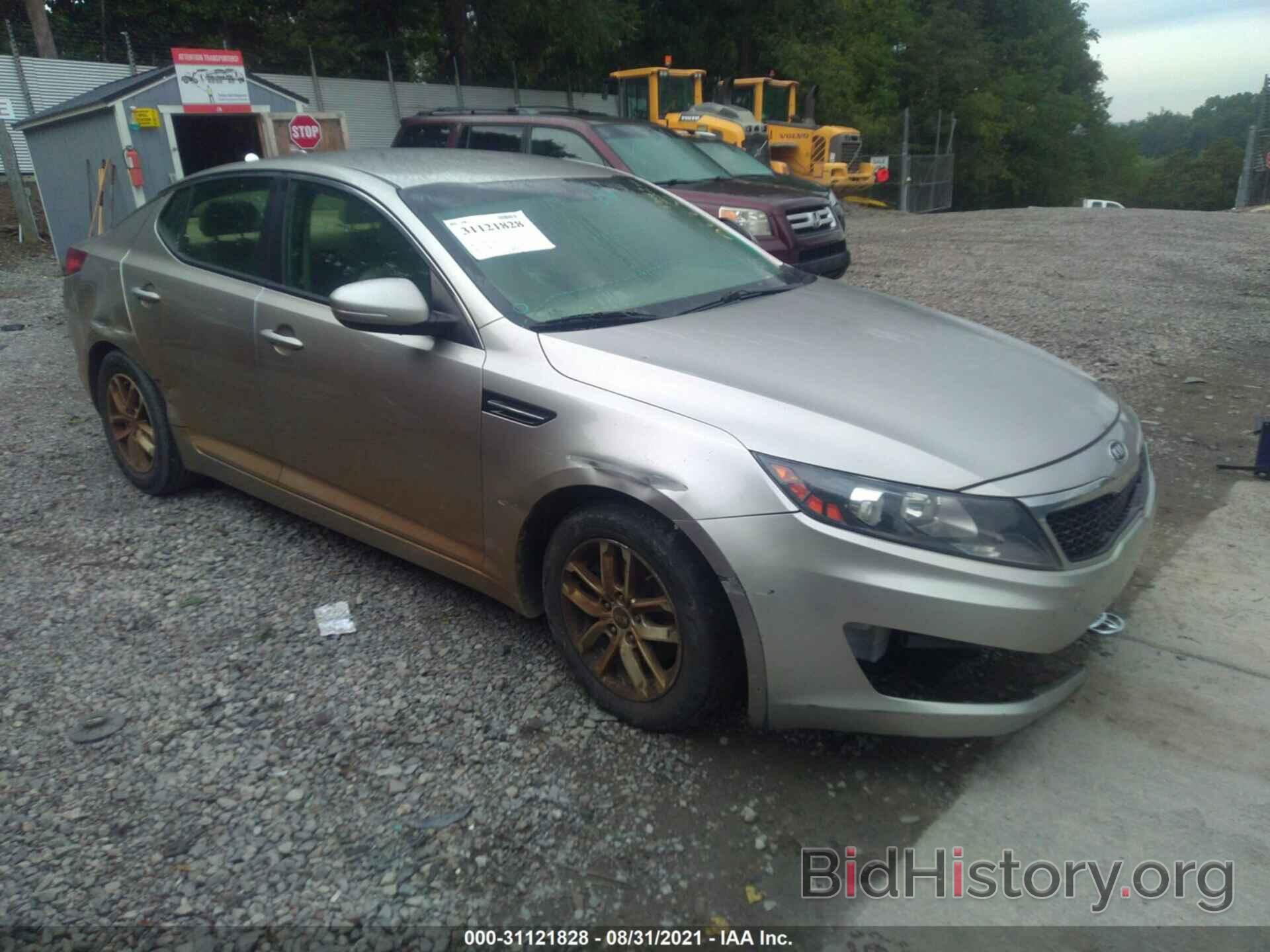 Photo KNAGM4A72B5113165 - KIA OPTIMA 2011